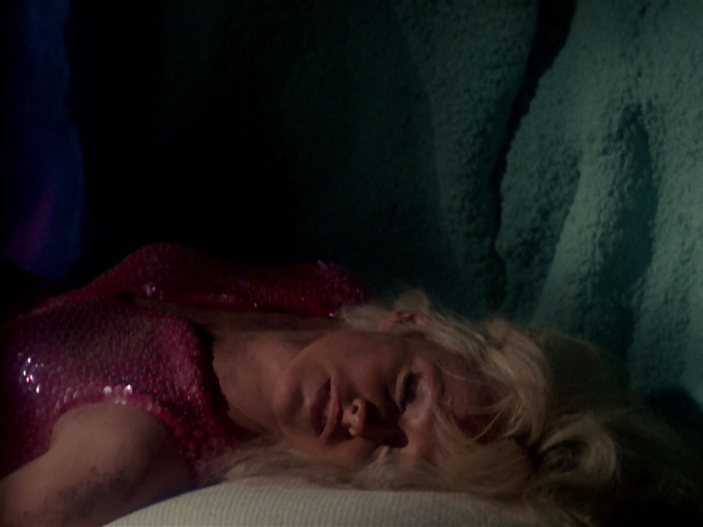 ariane179254_StarTrek_1x06_MuddsWomen_2852.jpg