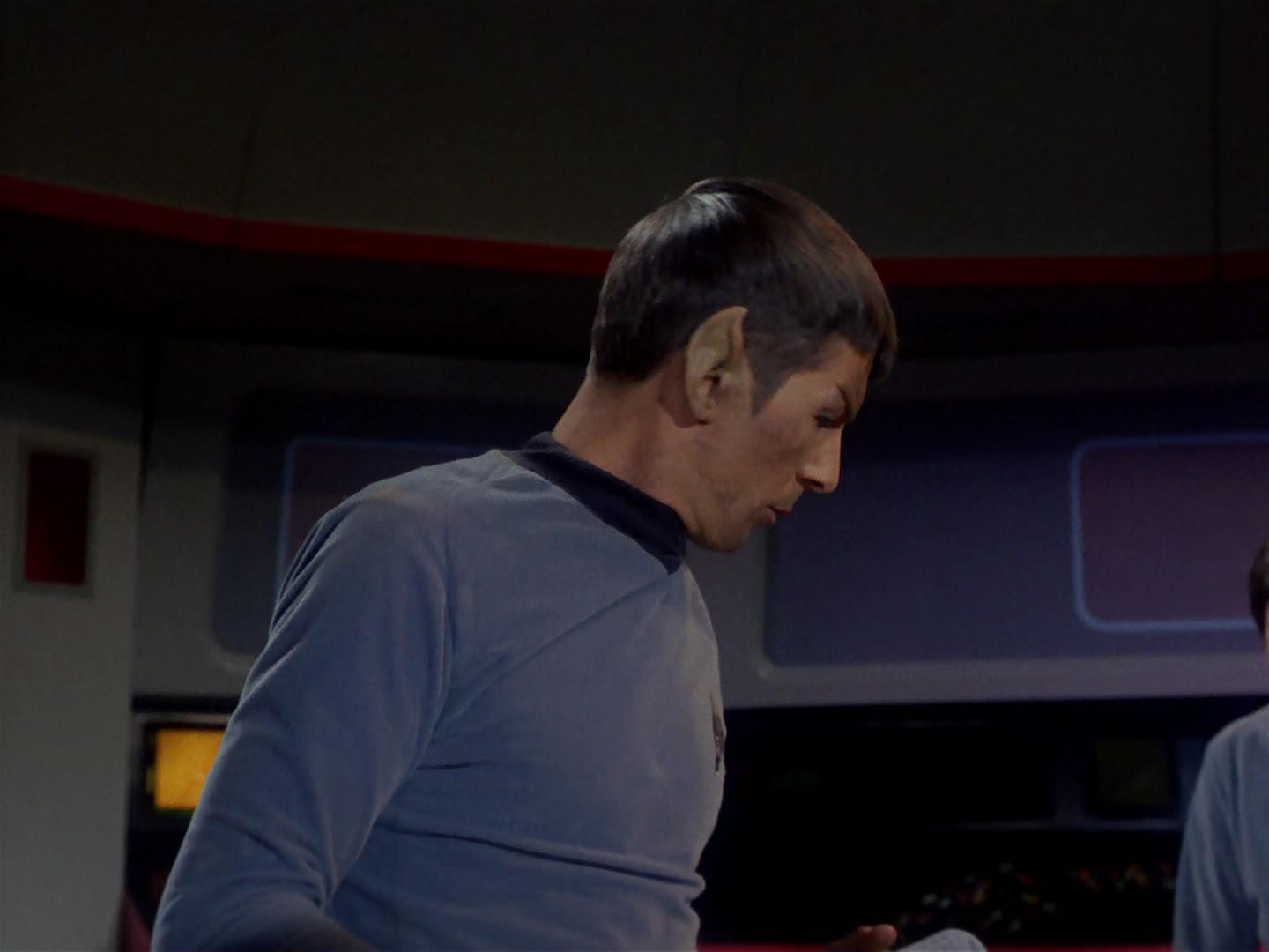 ariane179254_StarTrek_1x06_MuddsWomen_2881.jpg