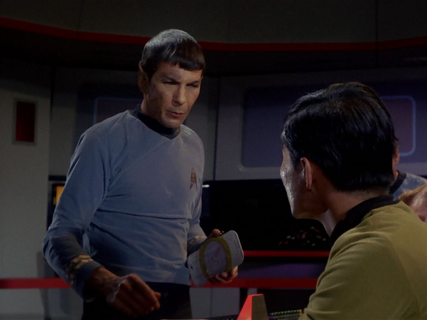 ariane179254_StarTrek_1x06_MuddsWomen_2885.jpg