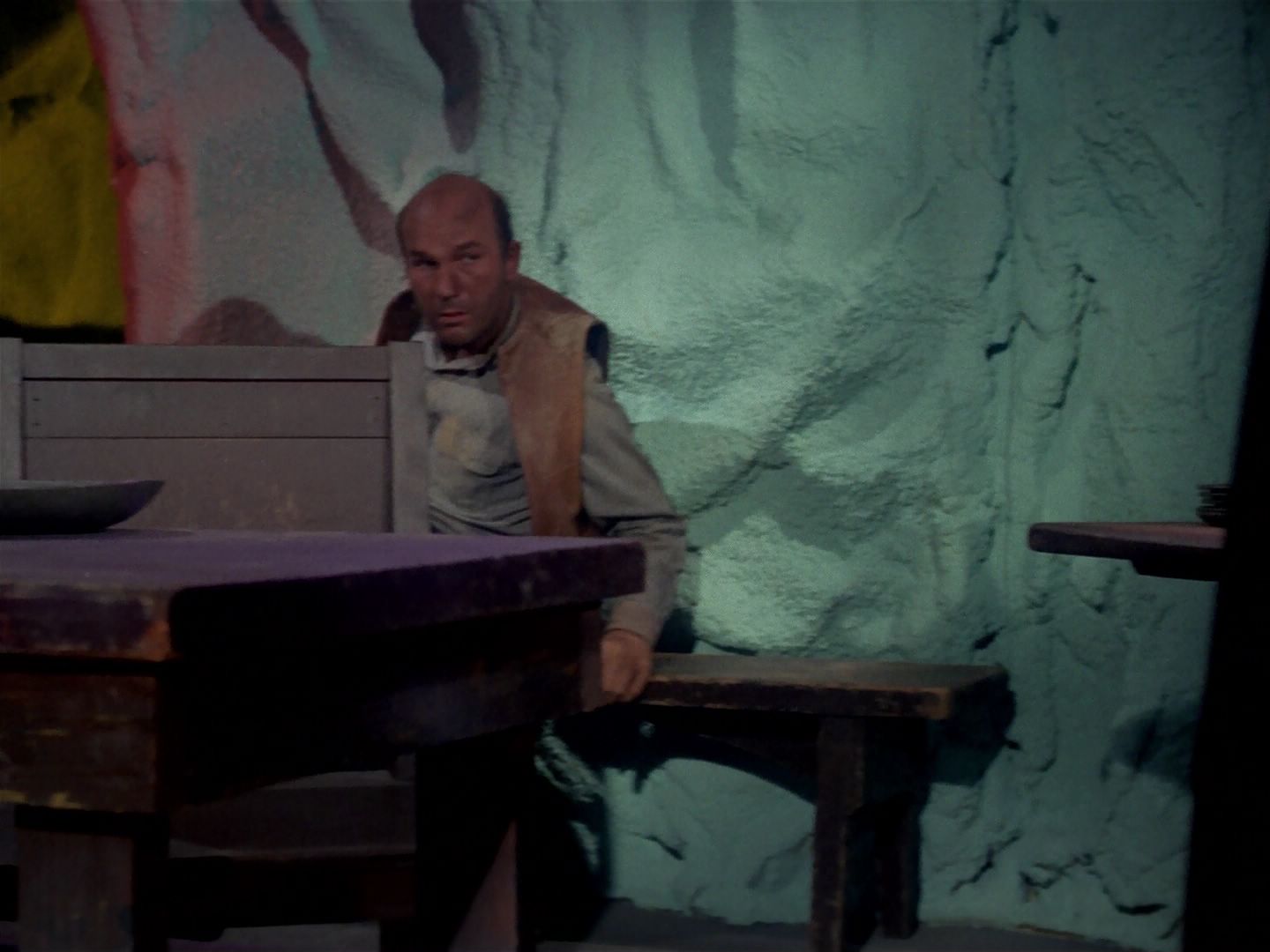 ariane179254_StarTrek_1x06_MuddsWomen_2924.jpg
