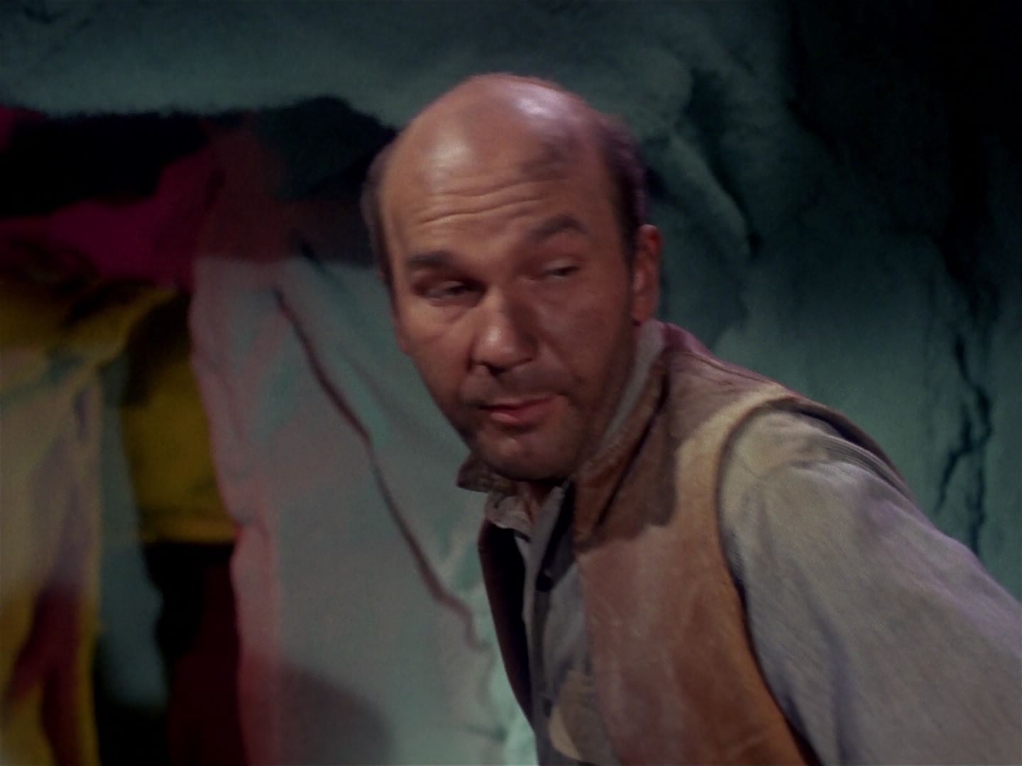 ariane179254_StarTrek_1x06_MuddsWomen_2984.jpg
