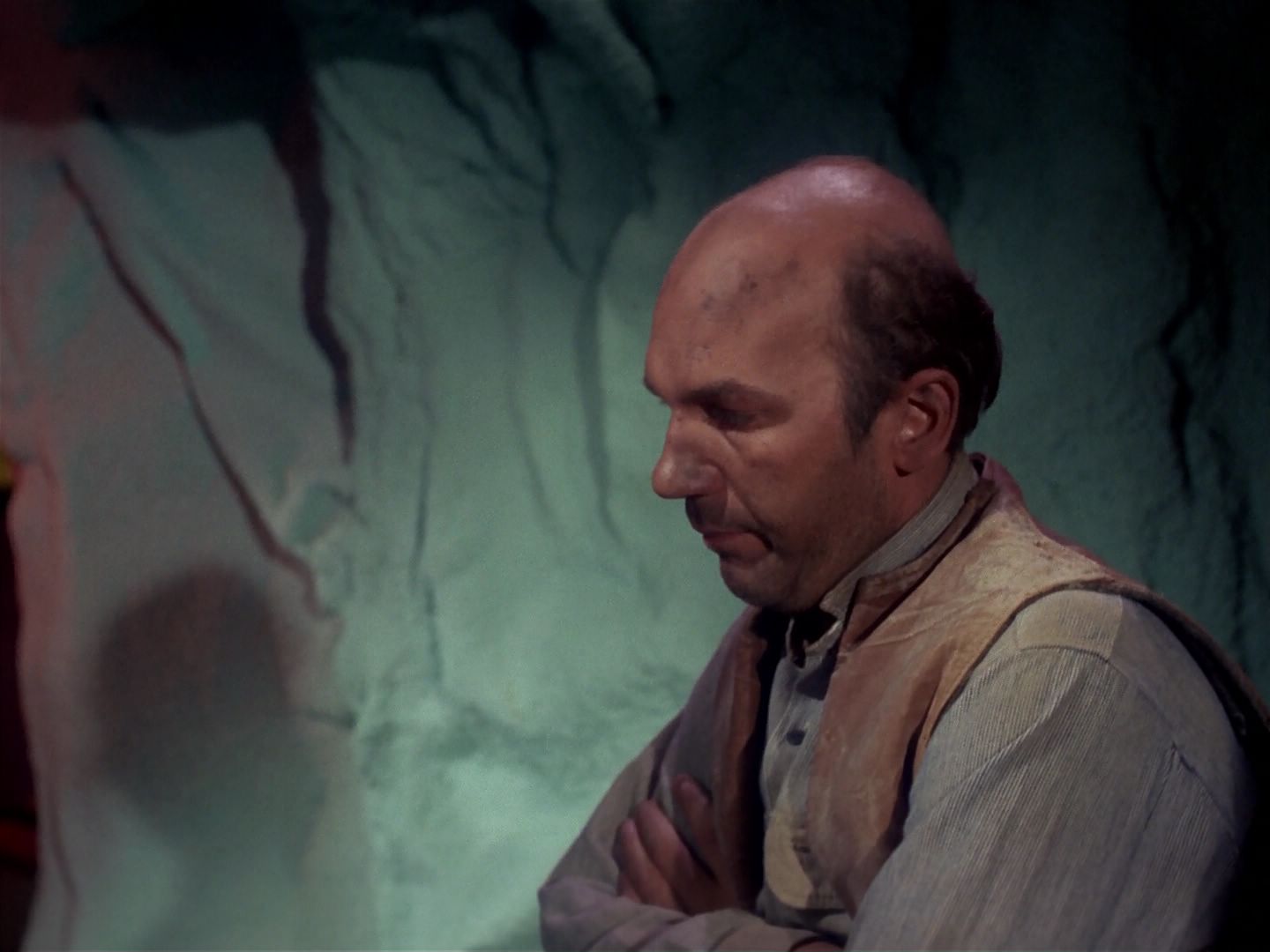 ariane179254_StarTrek_1x06_MuddsWomen_2995.jpg