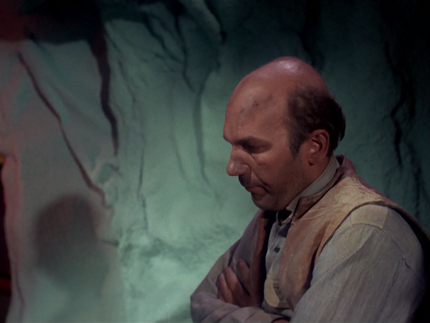 ariane179254_StarTrek_1x06_MuddsWomen_2996.jpg