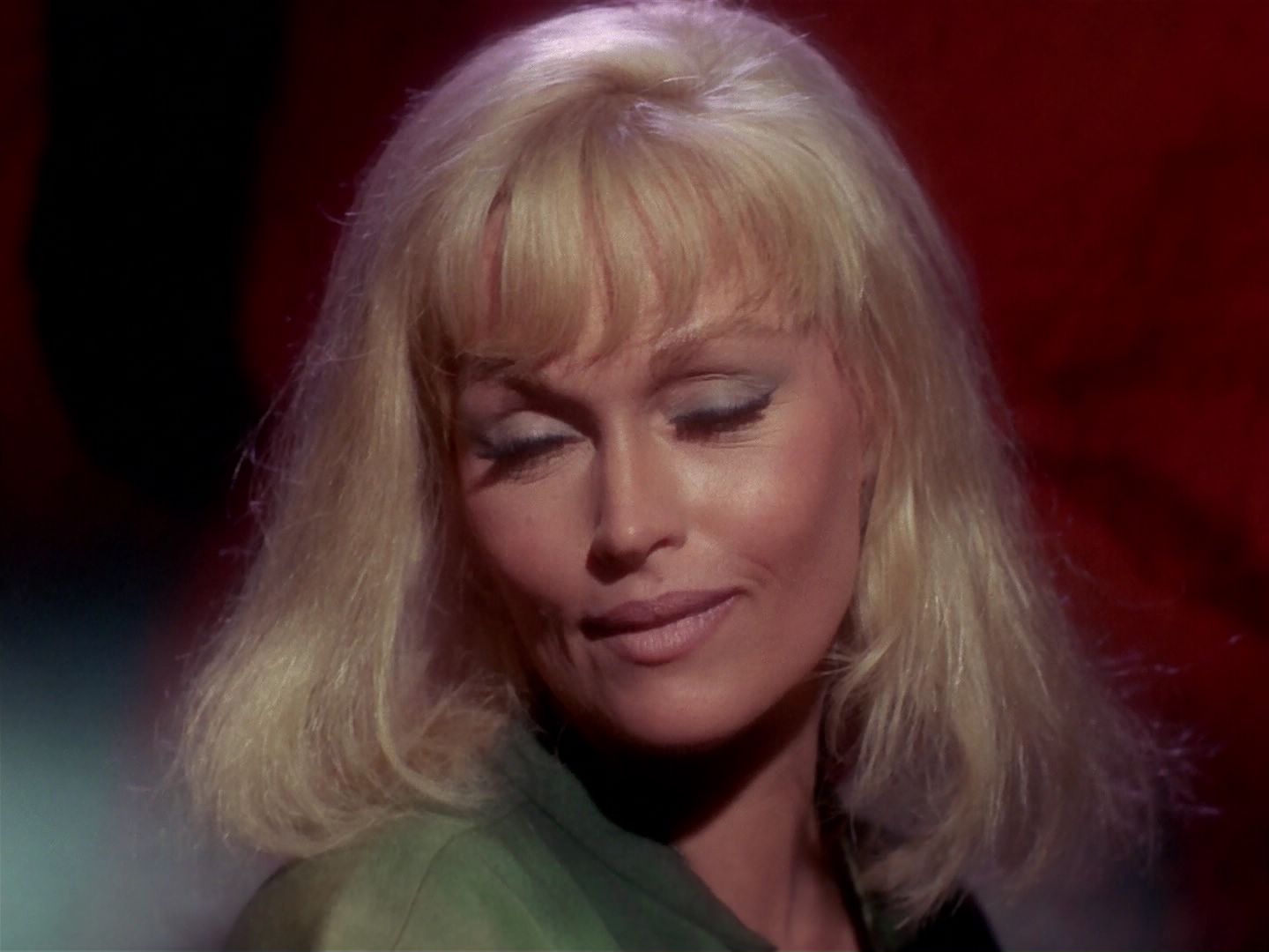 ariane179254_StarTrek_1x06_MuddsWomen_3025.jpg