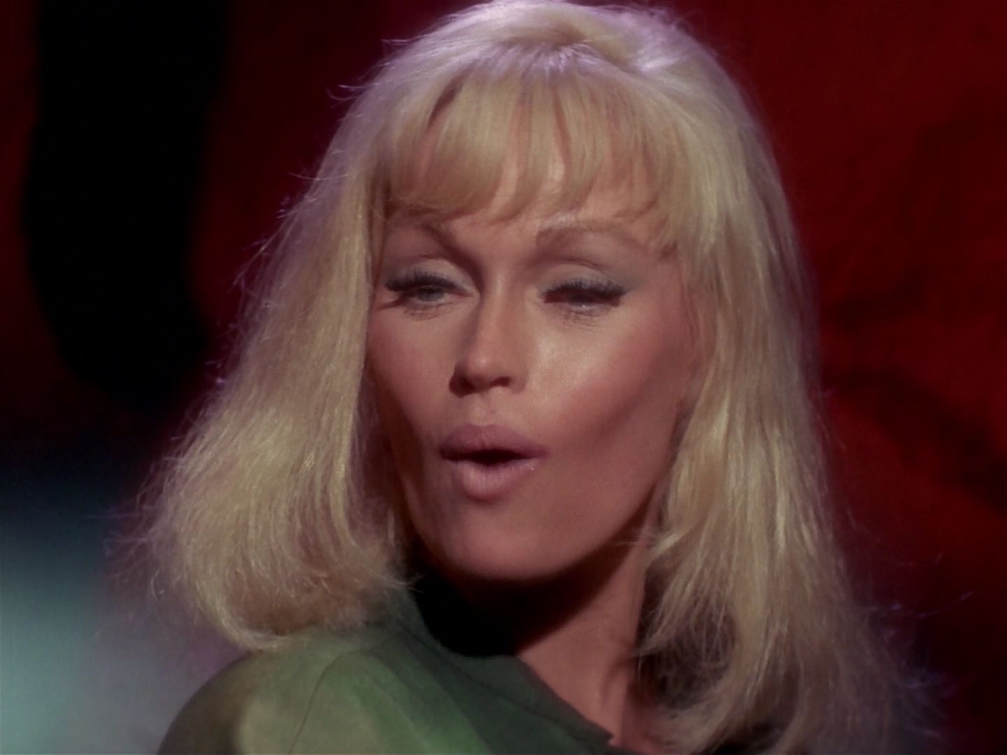 ariane179254_StarTrek_1x06_MuddsWomen_3026.jpg