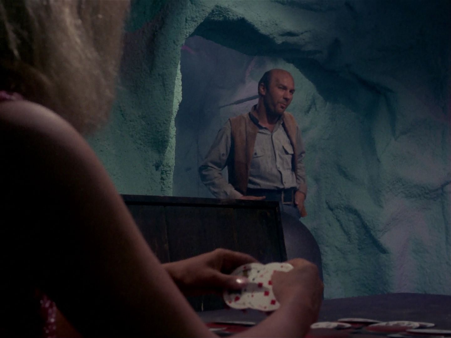 ariane179254_StarTrek_1x06_MuddsWomen_3068.jpg