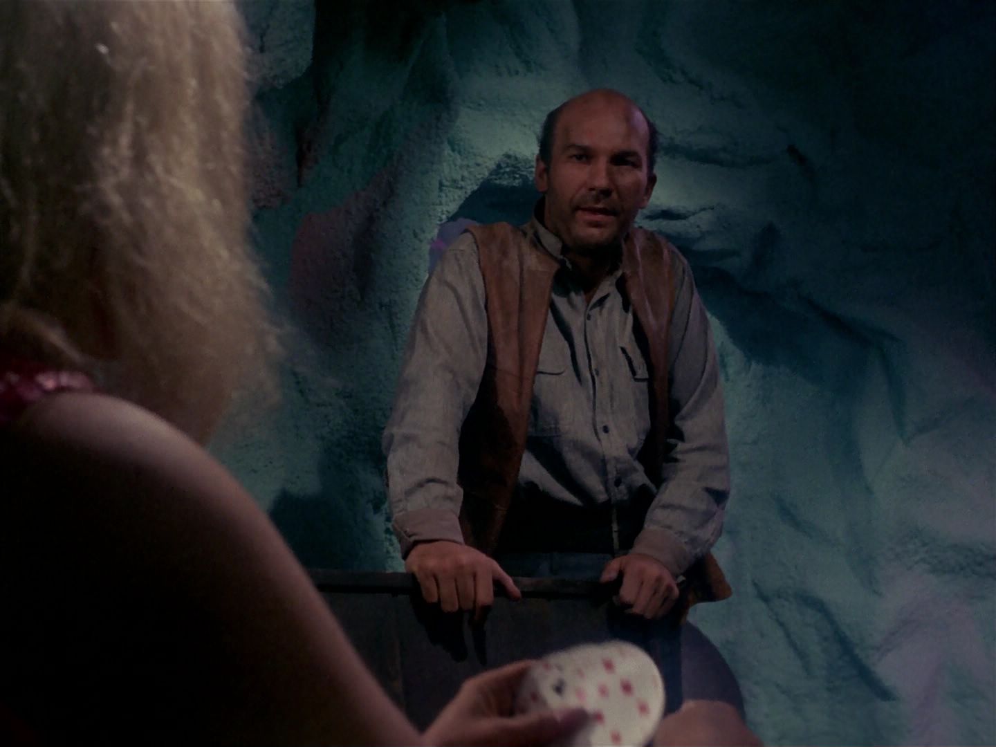 ariane179254_StarTrek_1x06_MuddsWomen_3082.jpg