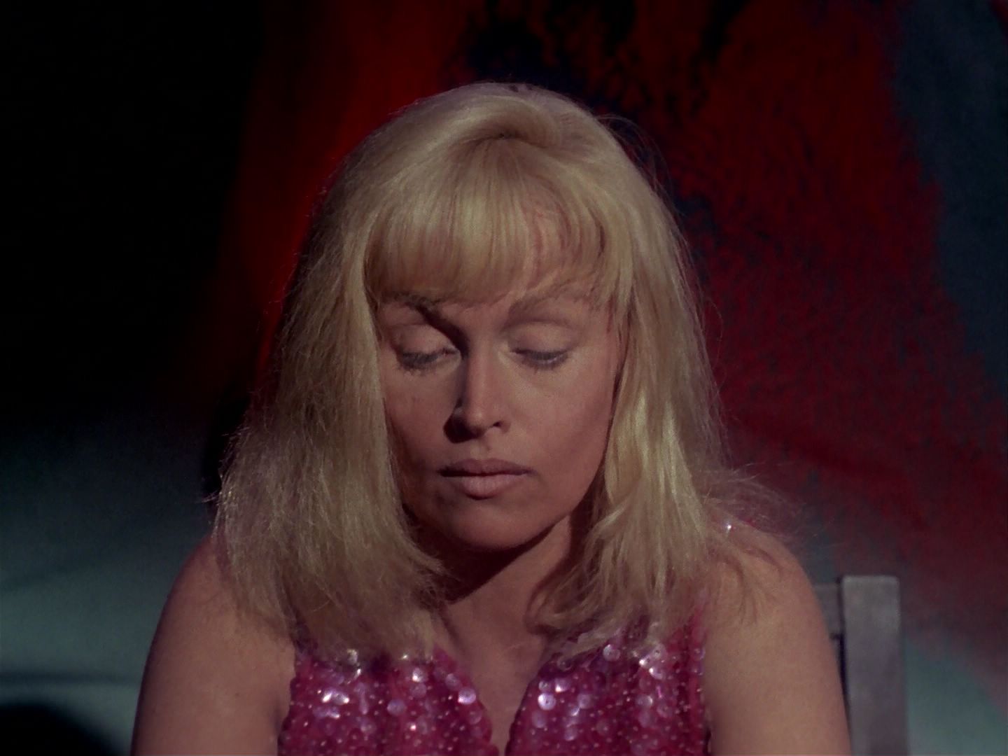 ariane179254_StarTrek_1x06_MuddsWomen_3106.jpg