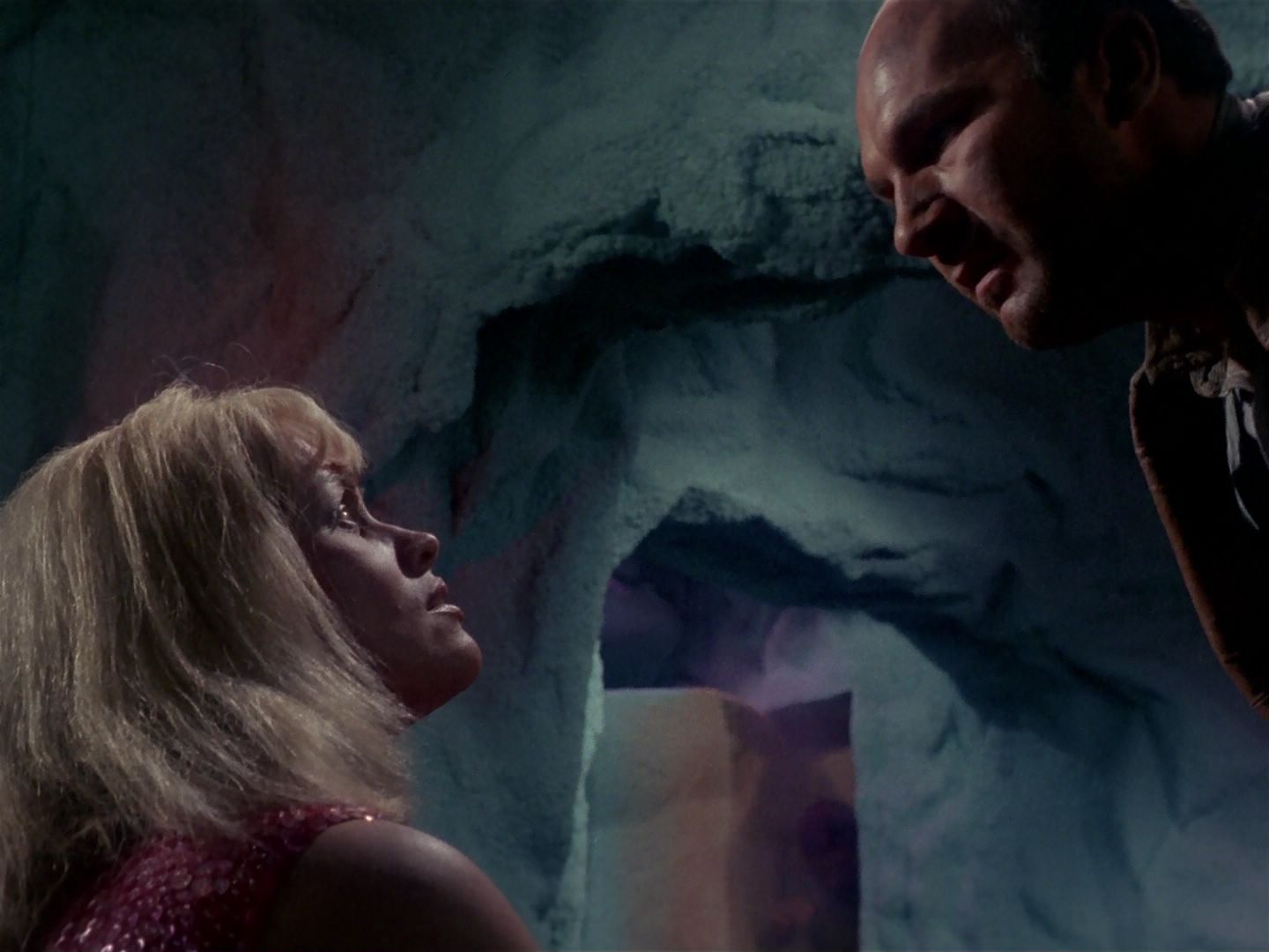 ariane179254_StarTrek_1x06_MuddsWomen_3119.jpg