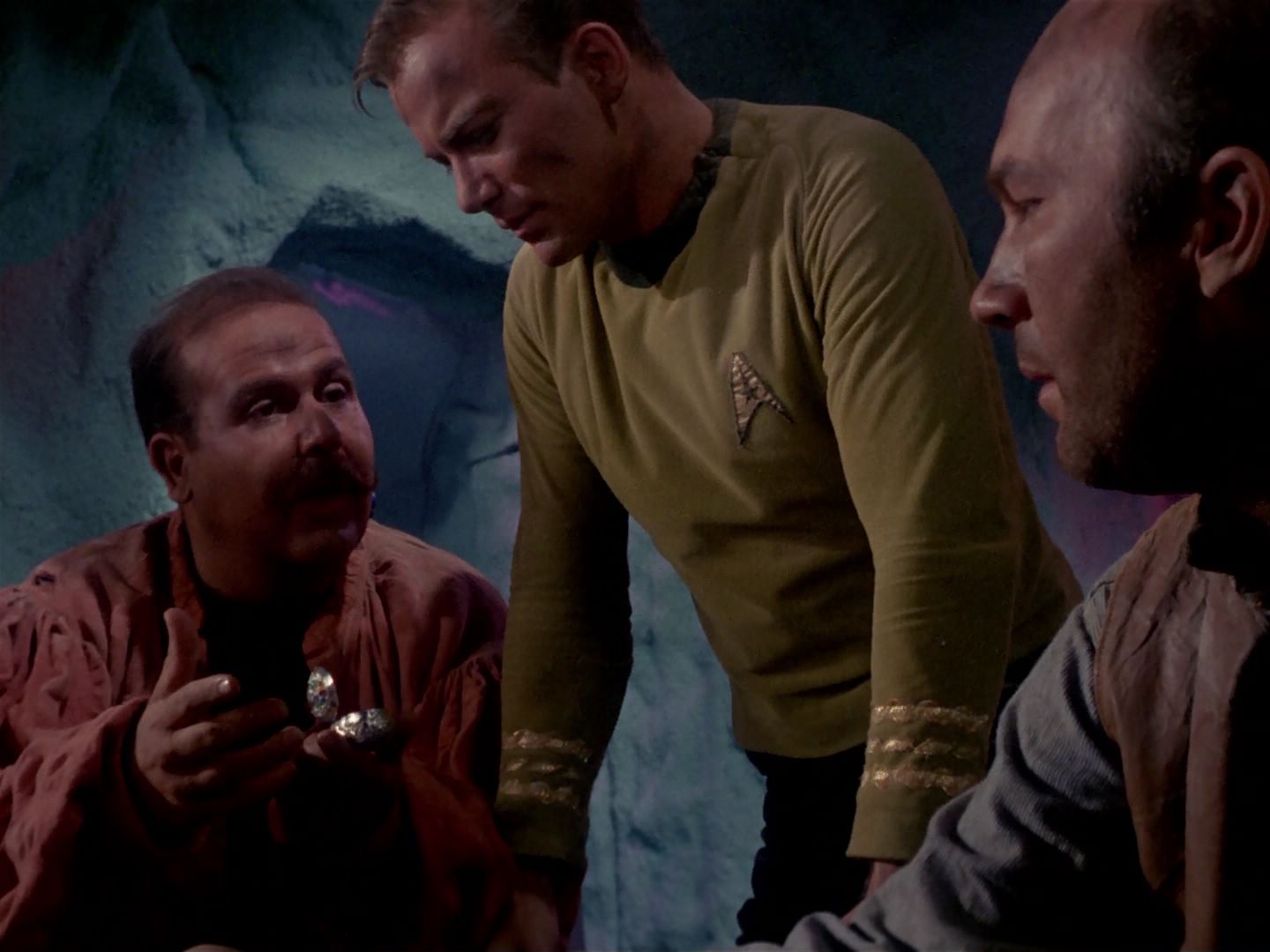 ariane179254_StarTrek_1x06_MuddsWomen_3174.jpg