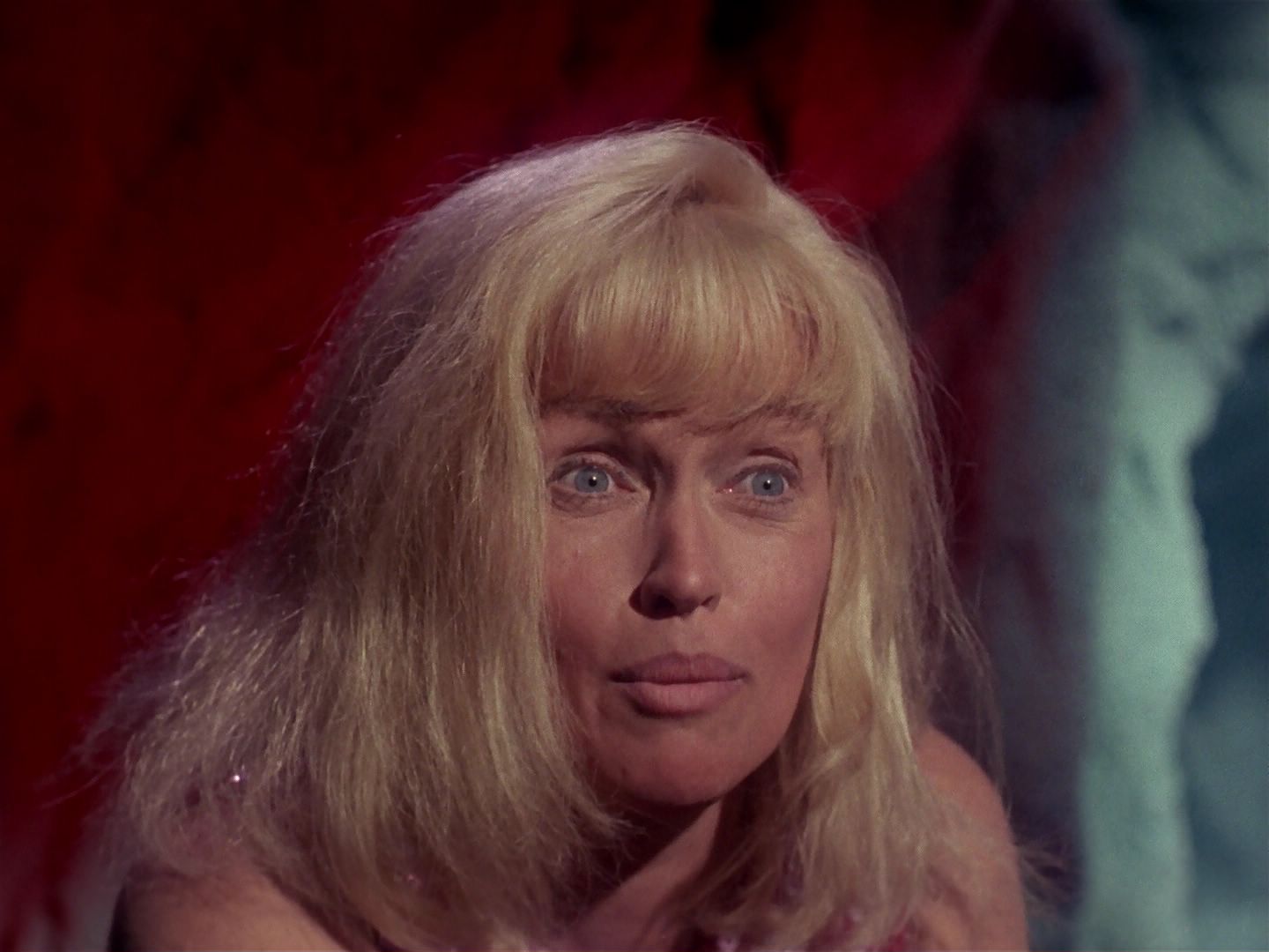 ariane179254_StarTrek_1x06_MuddsWomen_3260.jpg