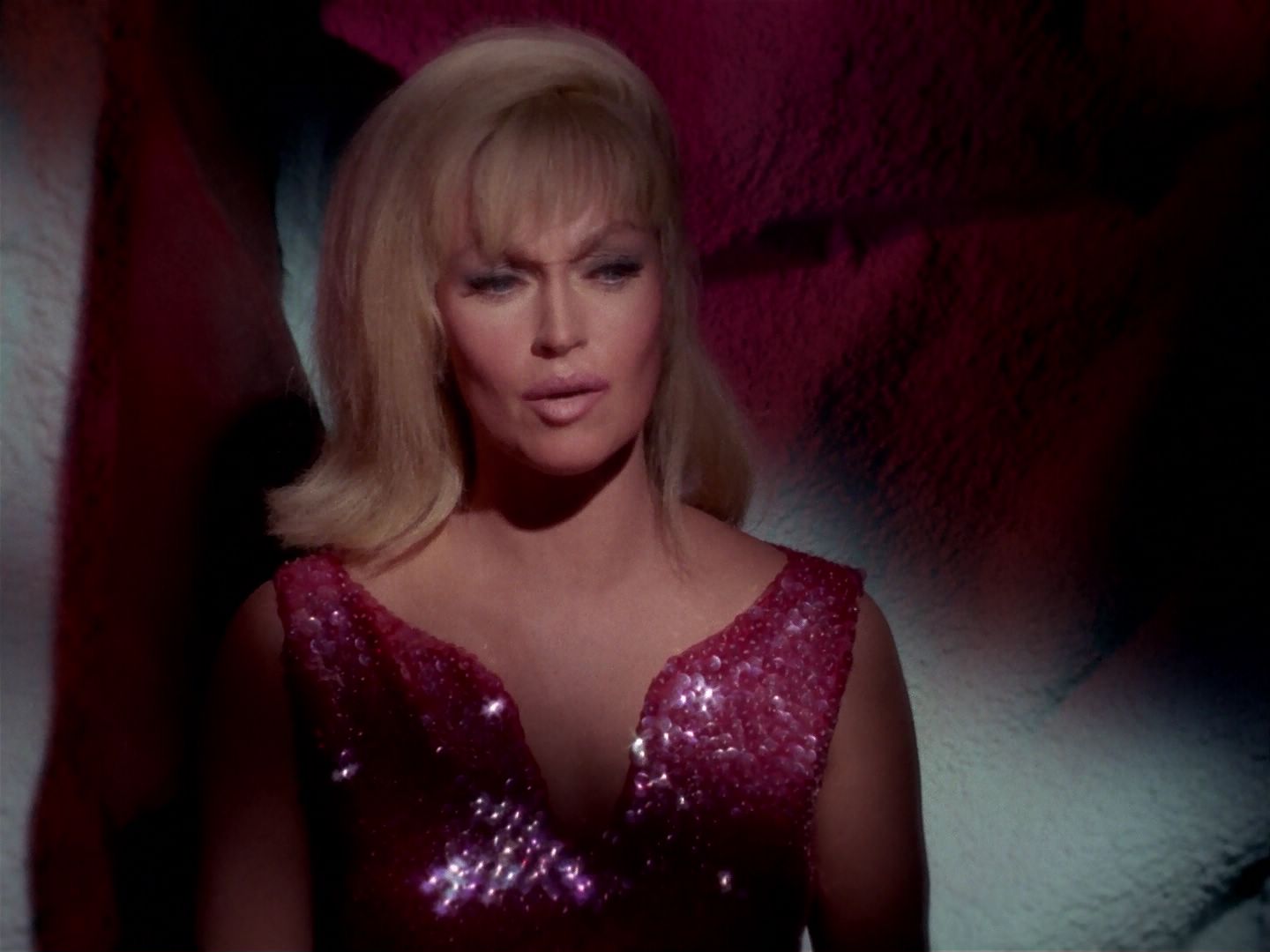 ariane179254_StarTrek_1x06_MuddsWomen_3310.jpg