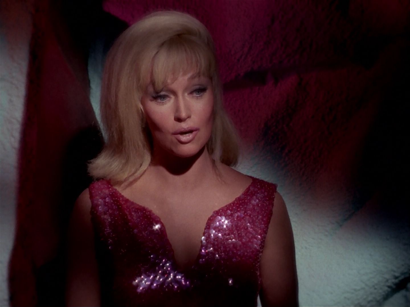 ariane179254_StarTrek_1x06_MuddsWomen_3316.jpg
