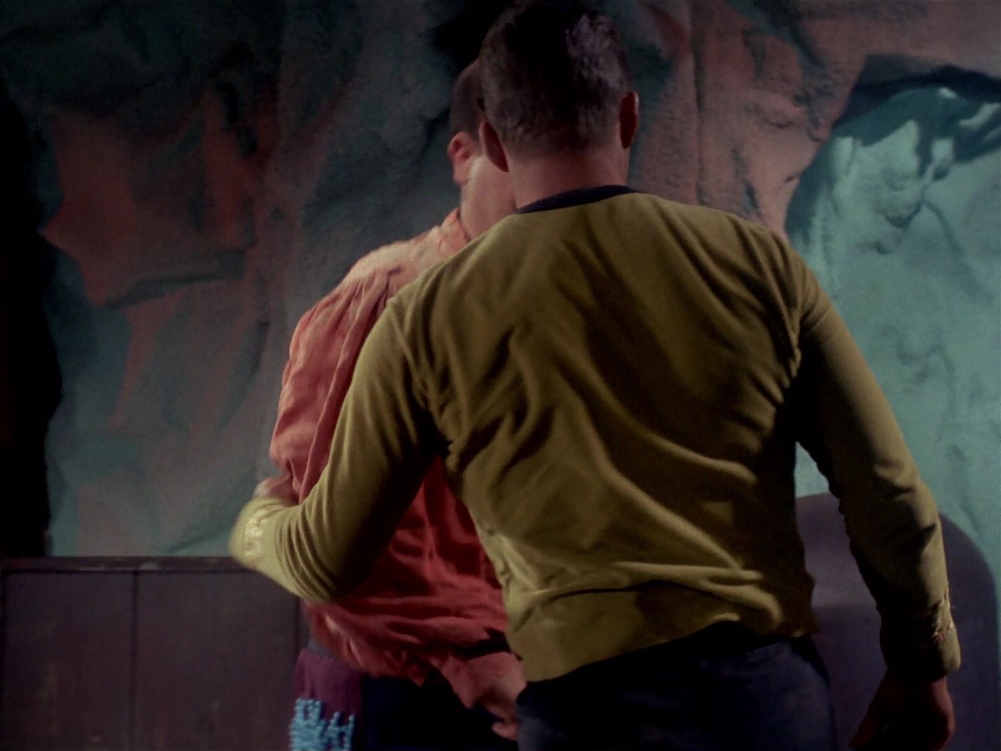 ariane179254_StarTrek_1x06_MuddsWomen_3458.jpg