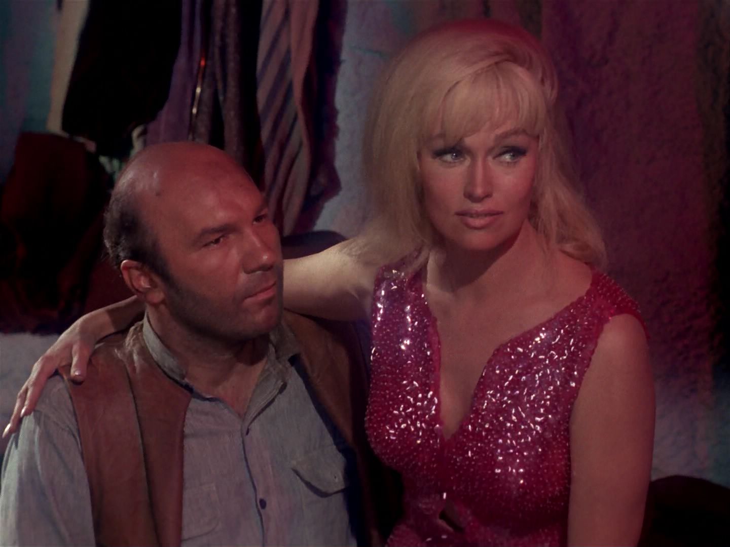 ariane179254_StarTrek_1x06_MuddsWomen_3460.jpg