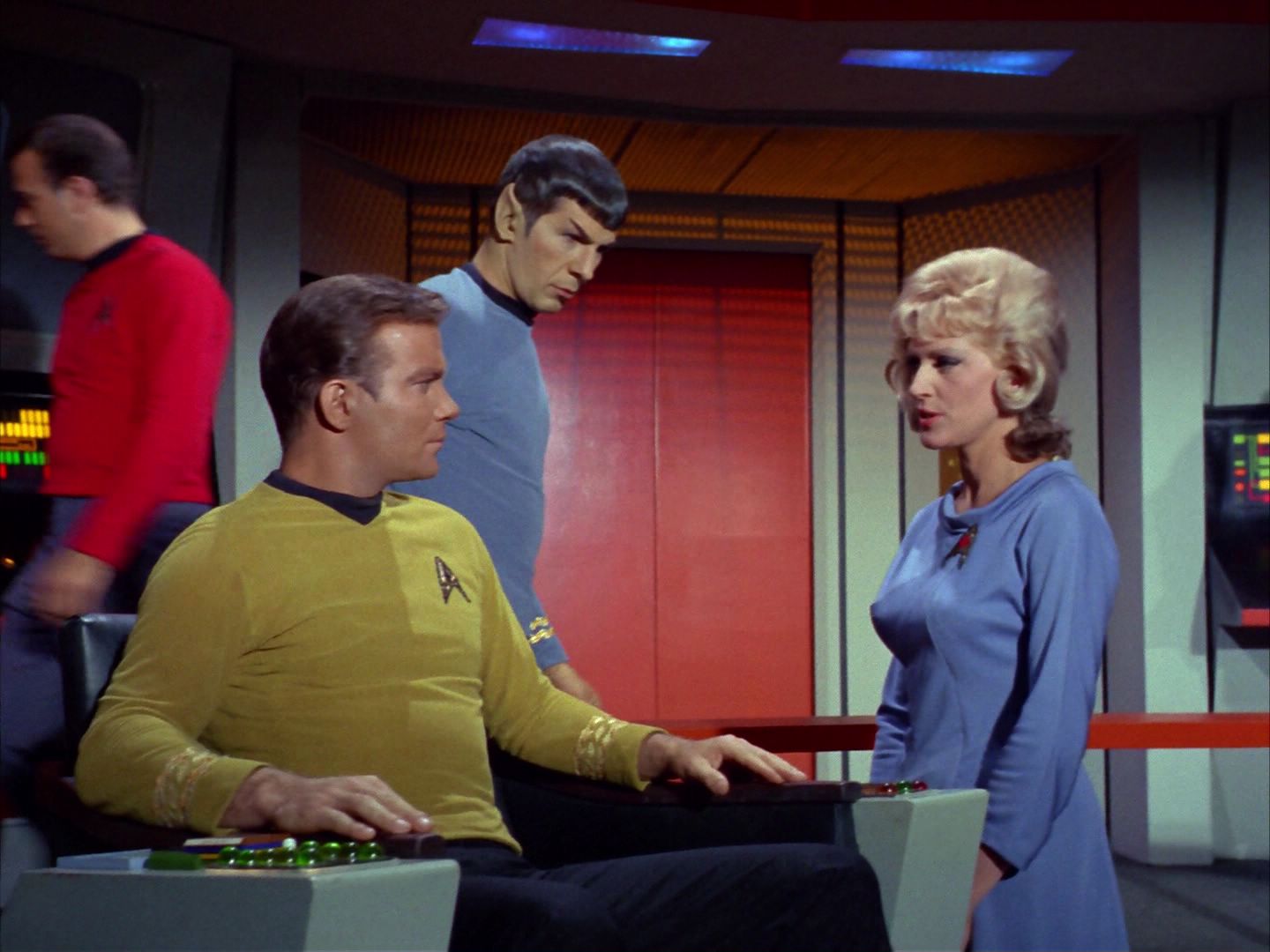 ariane179254_StarTrek_1x07_WhatAreLittleGirlsMadeOf_3072.jpg