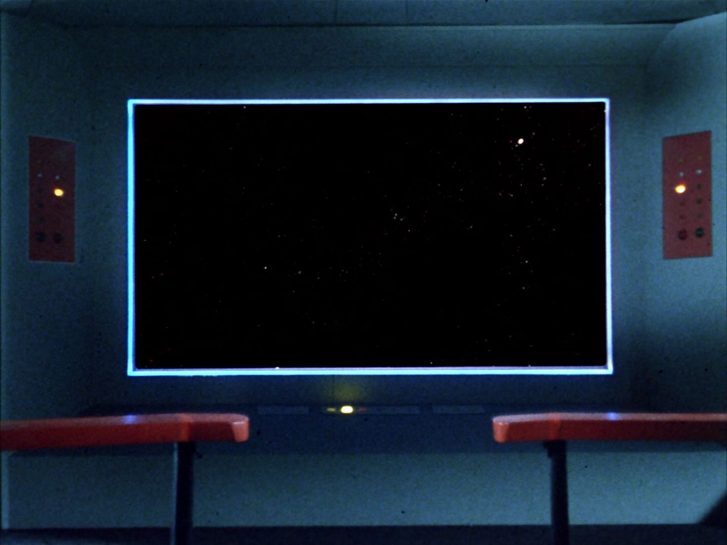 ariane179254_StarTrek_1x07_WhatAreLittleGirlsMadeOf_3112.jpg