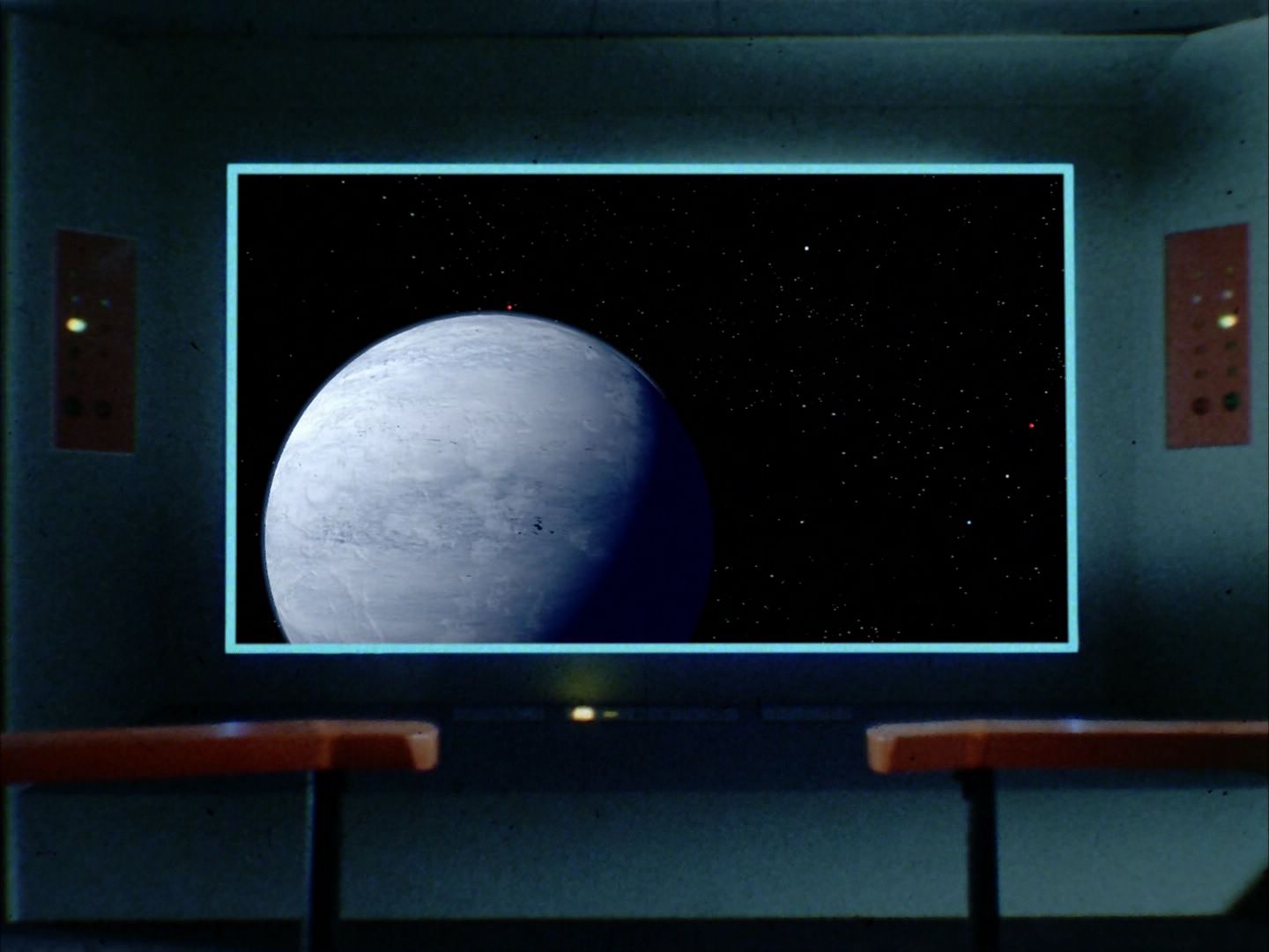 ariane179254_StarTrek_1x07_WhatAreLittleGirlsMadeOf-NewEffects_0018.jpg