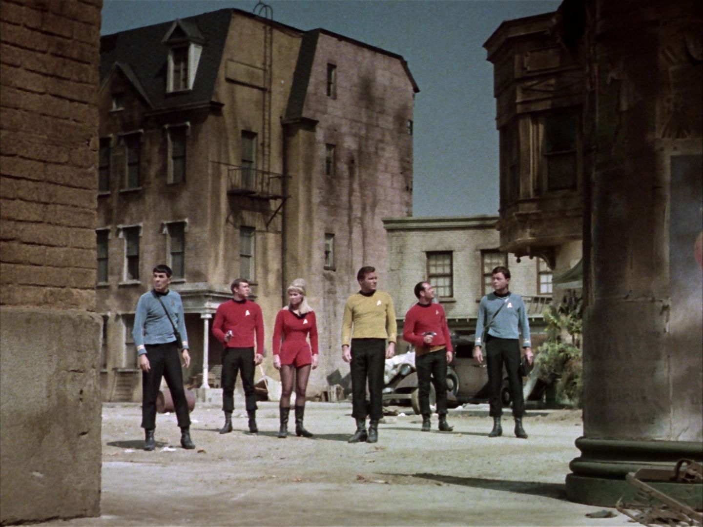 ariane179254_StarTrek_1x08_Miri_0210.jpg