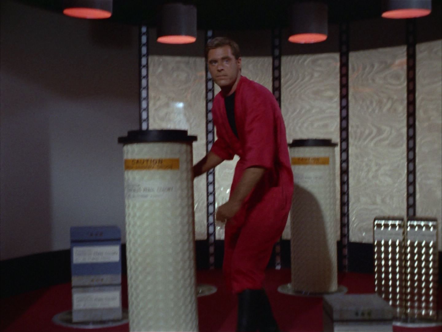 ariane179254_StarTrek_1x09_DaggerOfTheMind_0027.jpg