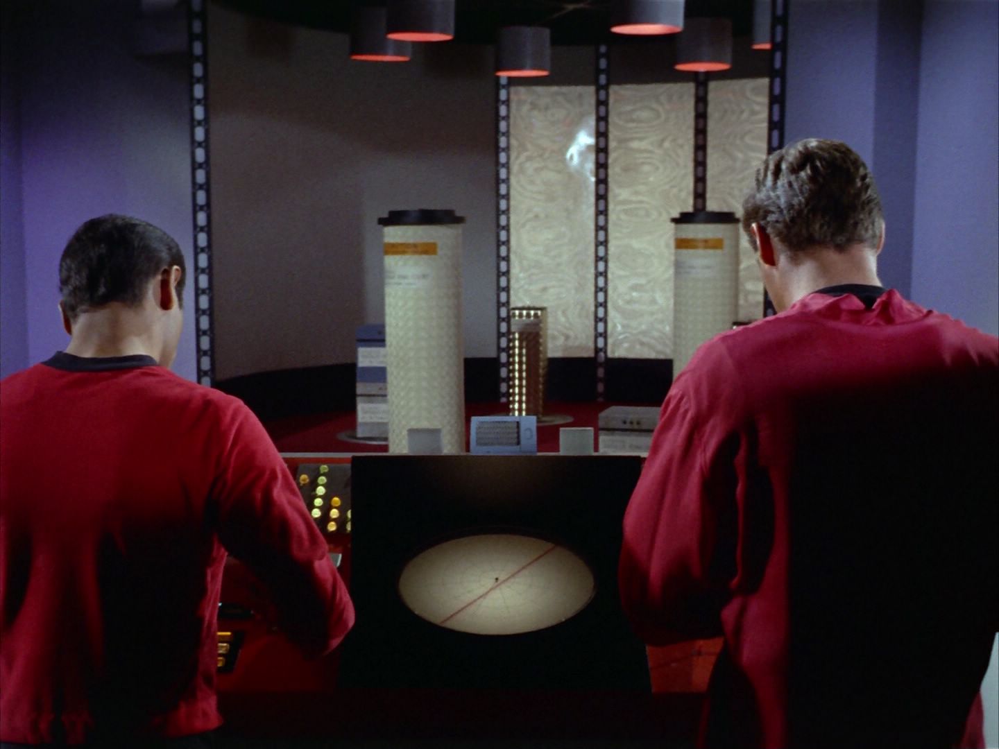 ariane179254_StarTrek_1x09_DaggerOfTheMind_0038.jpg