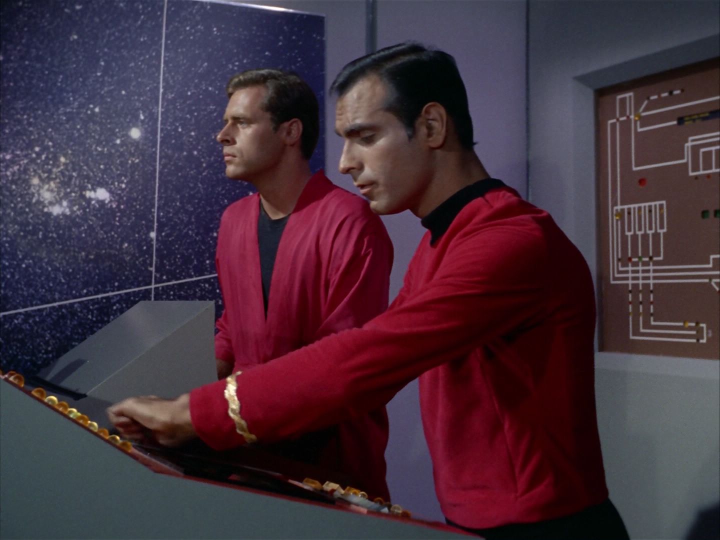 ariane179254_StarTrek_1x09_DaggerOfTheMind_0052.jpg