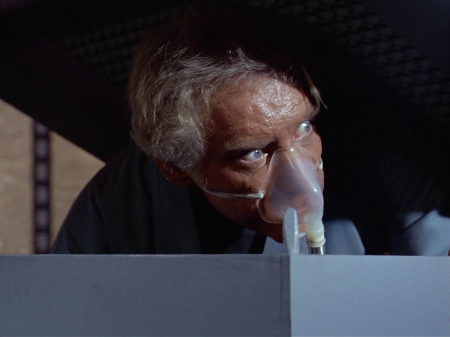 ariane179254_StarTrek_1x09_DaggerOfTheMind_0147.jpg
