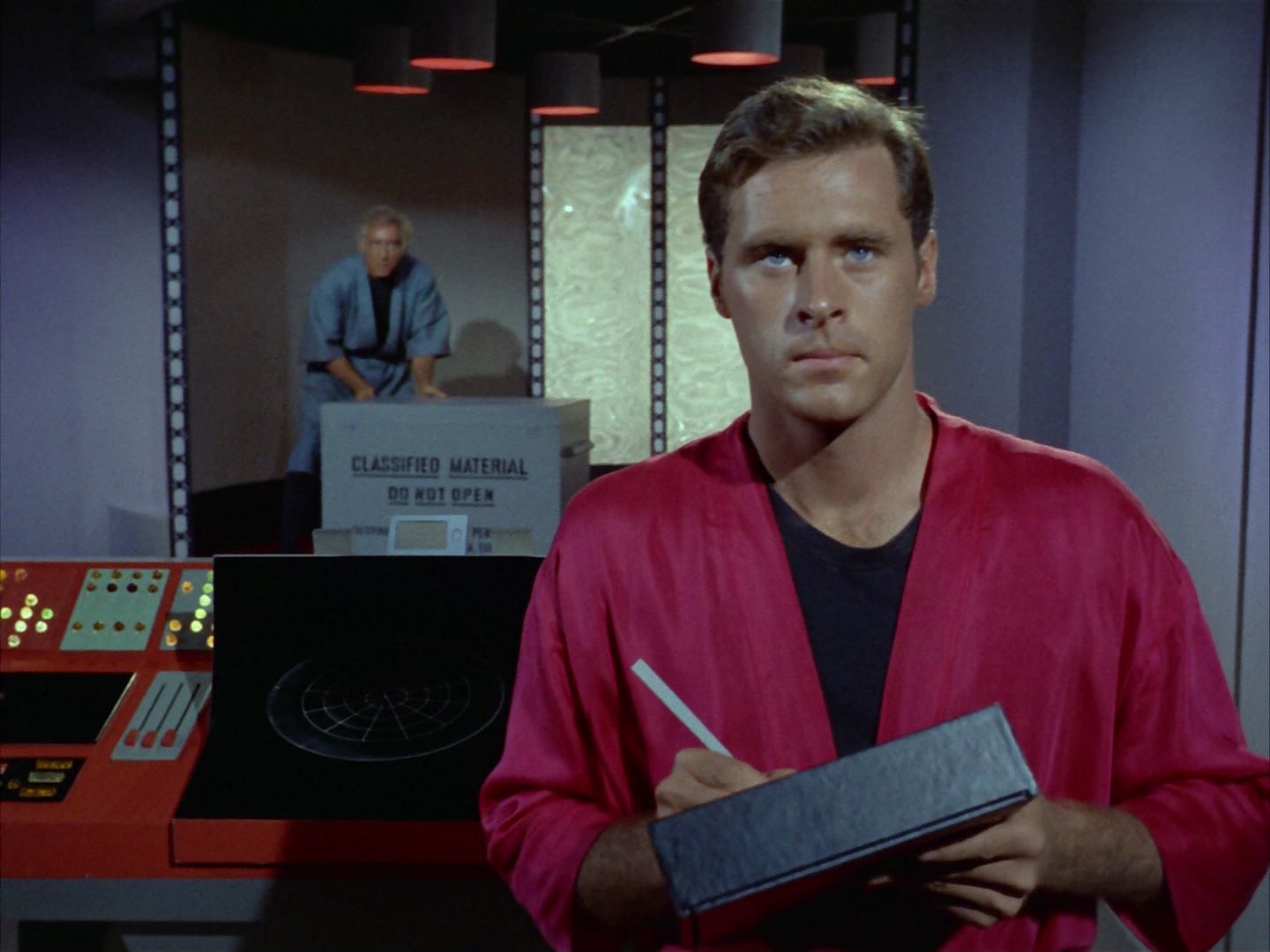 ariane179254_StarTrek_1x09_DaggerOfTheMind_0176.jpg