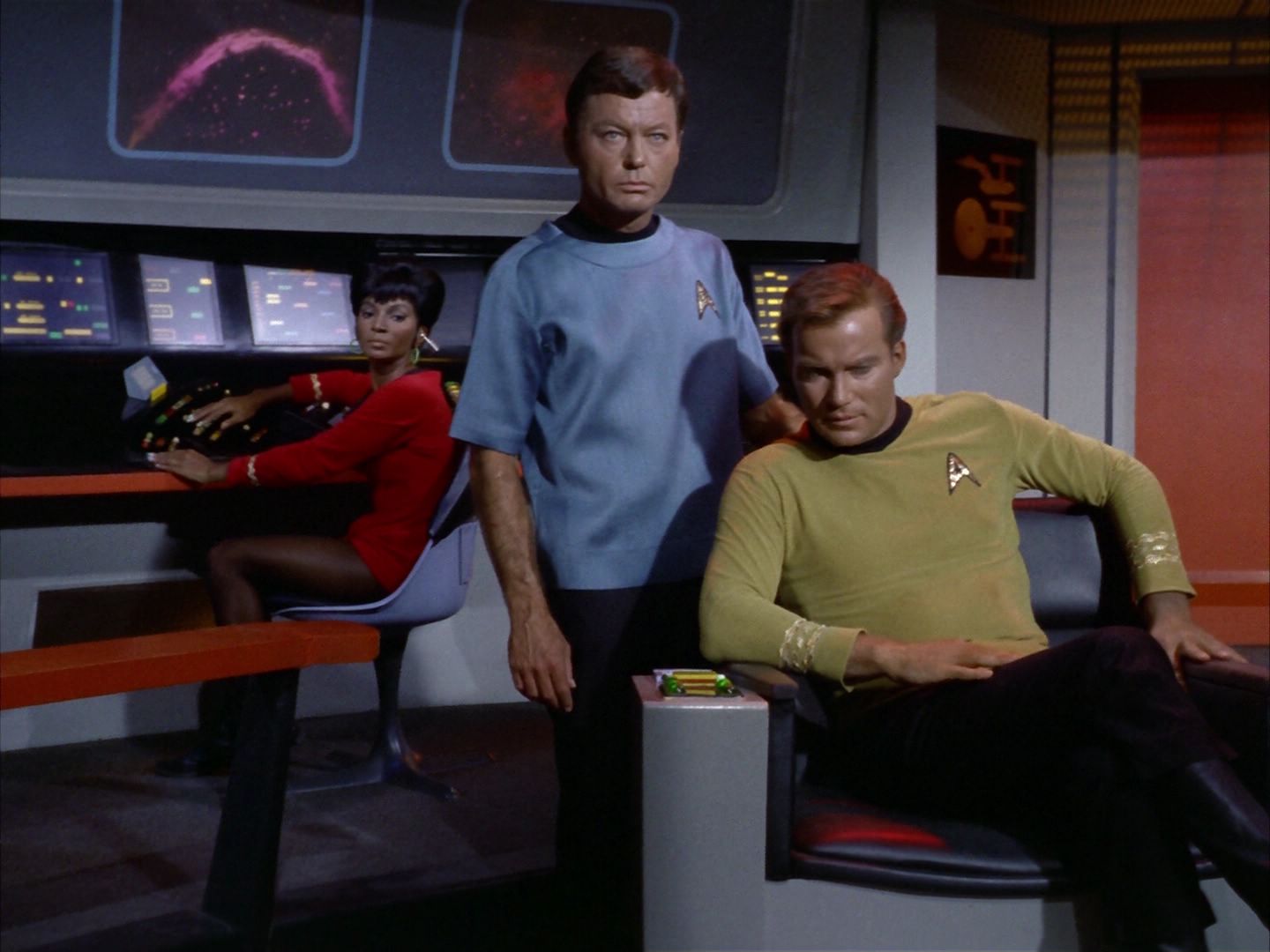 ariane179254_StarTrek_1x09_DaggerOfTheMind_0312.jpg