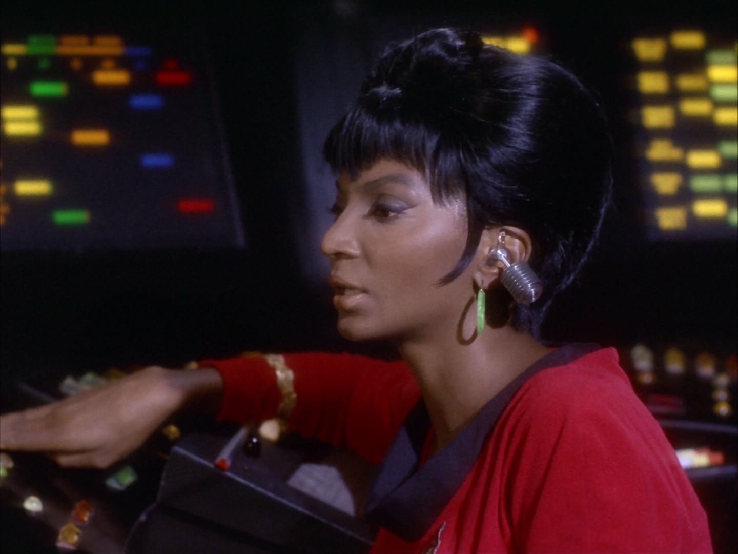 ariane179254_StarTrek_1x09_DaggerOfTheMind_0353.jpg