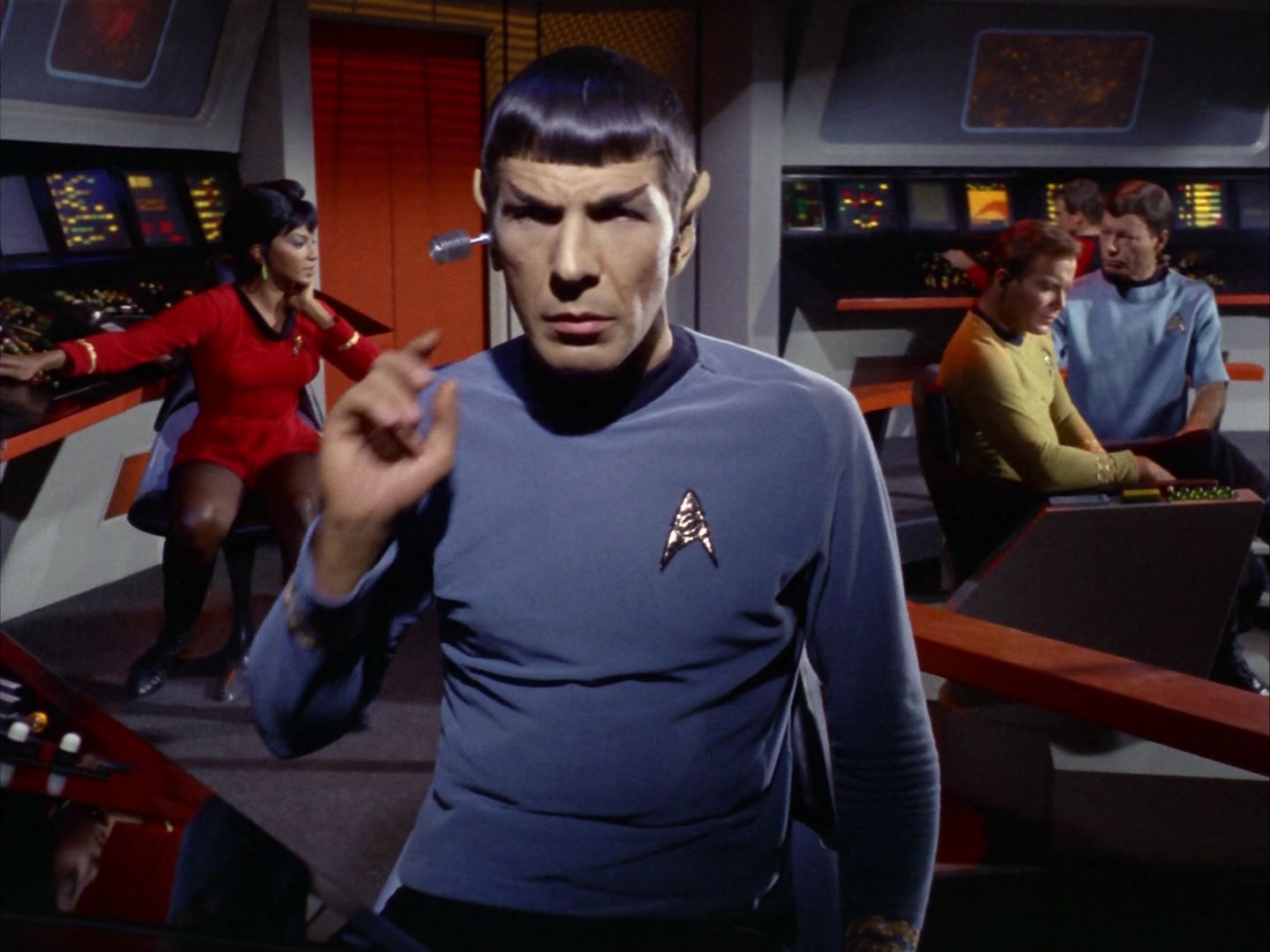 ariane179254_StarTrek_1x09_DaggerOfTheMind_0380.jpg