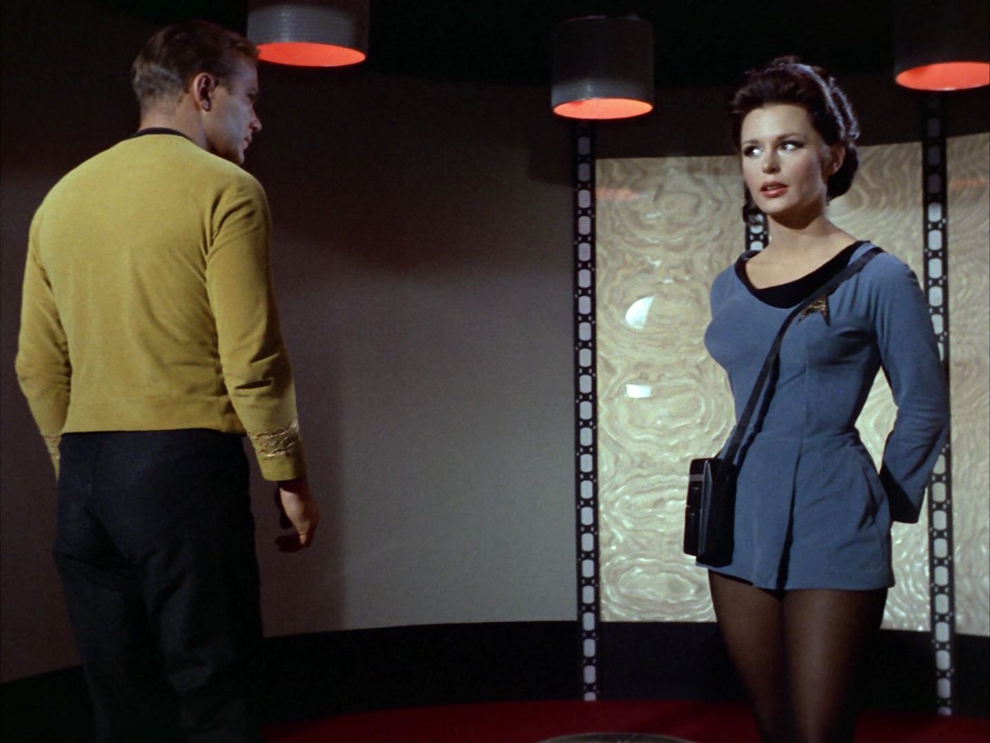 ariane179254_StarTrek_1x09_DaggerOfTheMind_1248.jpg