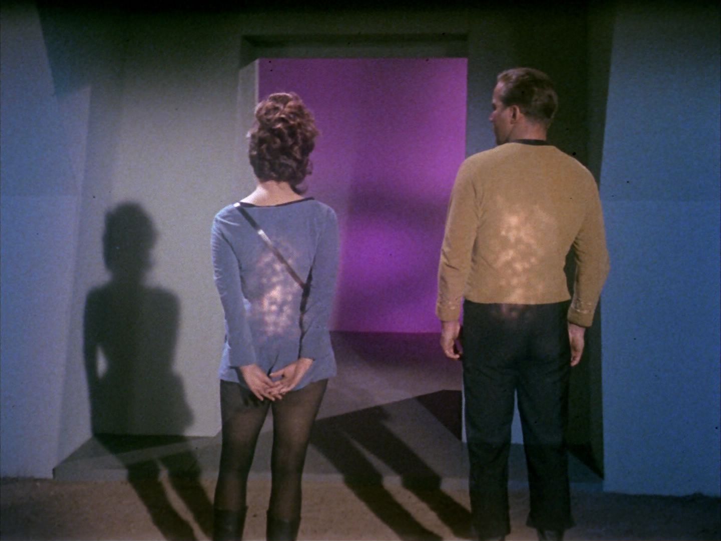 ariane179254_StarTrek_1x09_DaggerOfTheMind_1311.jpg