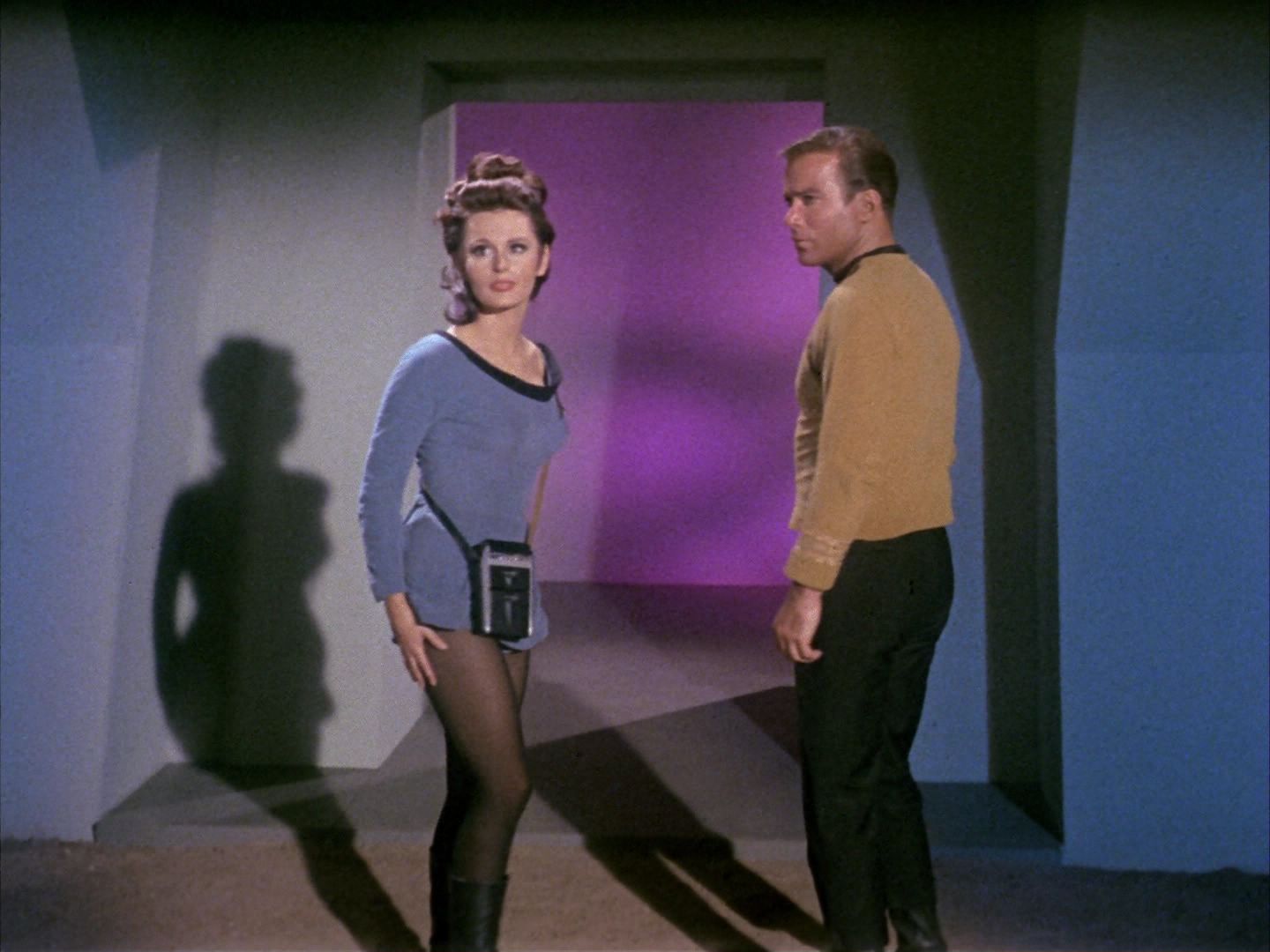 ariane179254_StarTrek_1x09_DaggerOfTheMind_1313.jpg