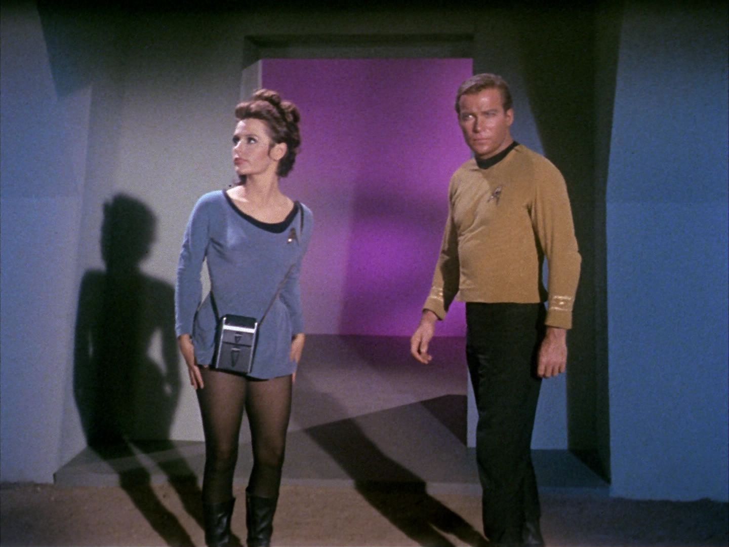 ariane179254_StarTrek_1x09_DaggerOfTheMind_1314.jpg