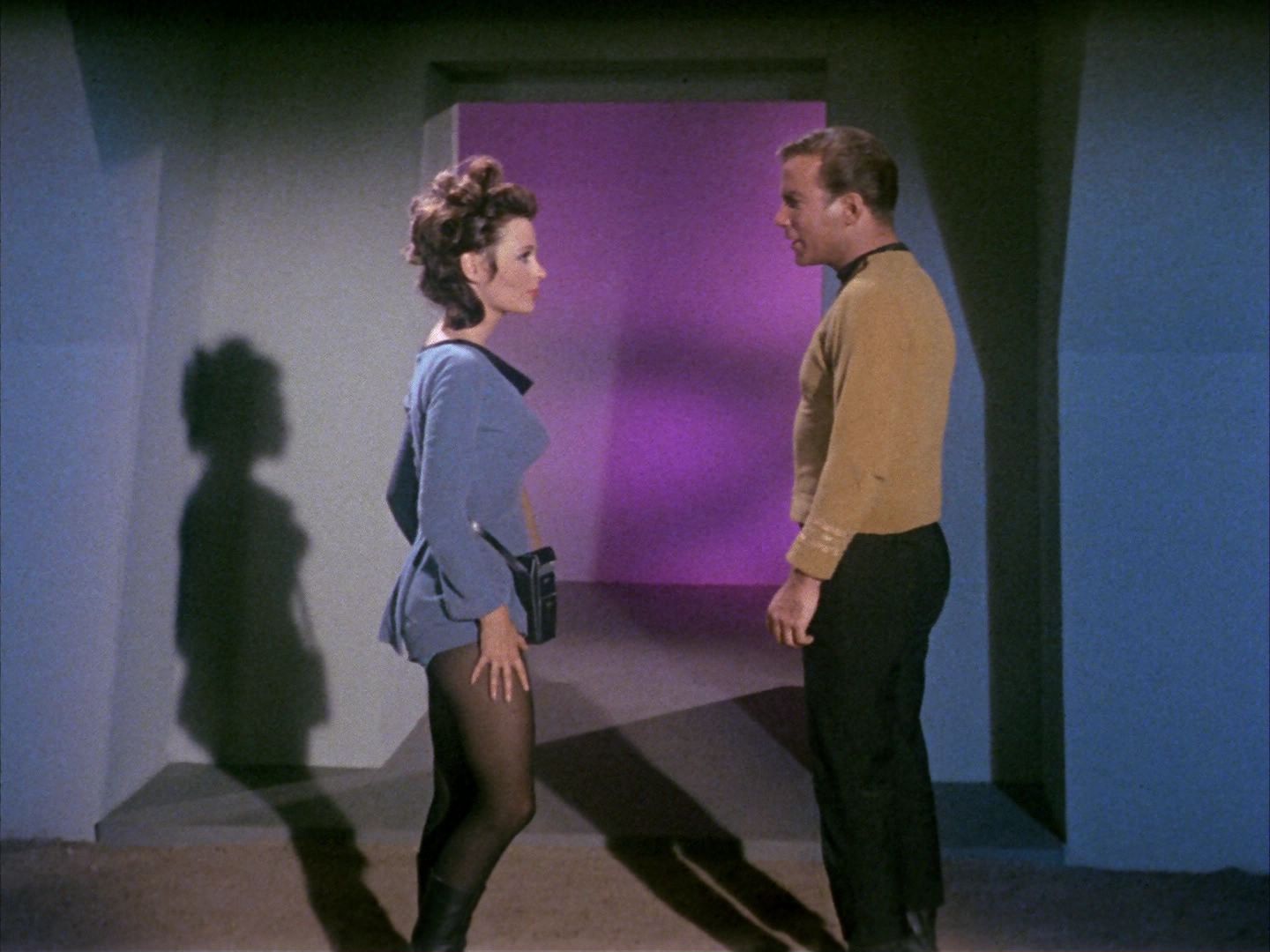 ariane179254_StarTrek_1x09_DaggerOfTheMind_1318.jpg