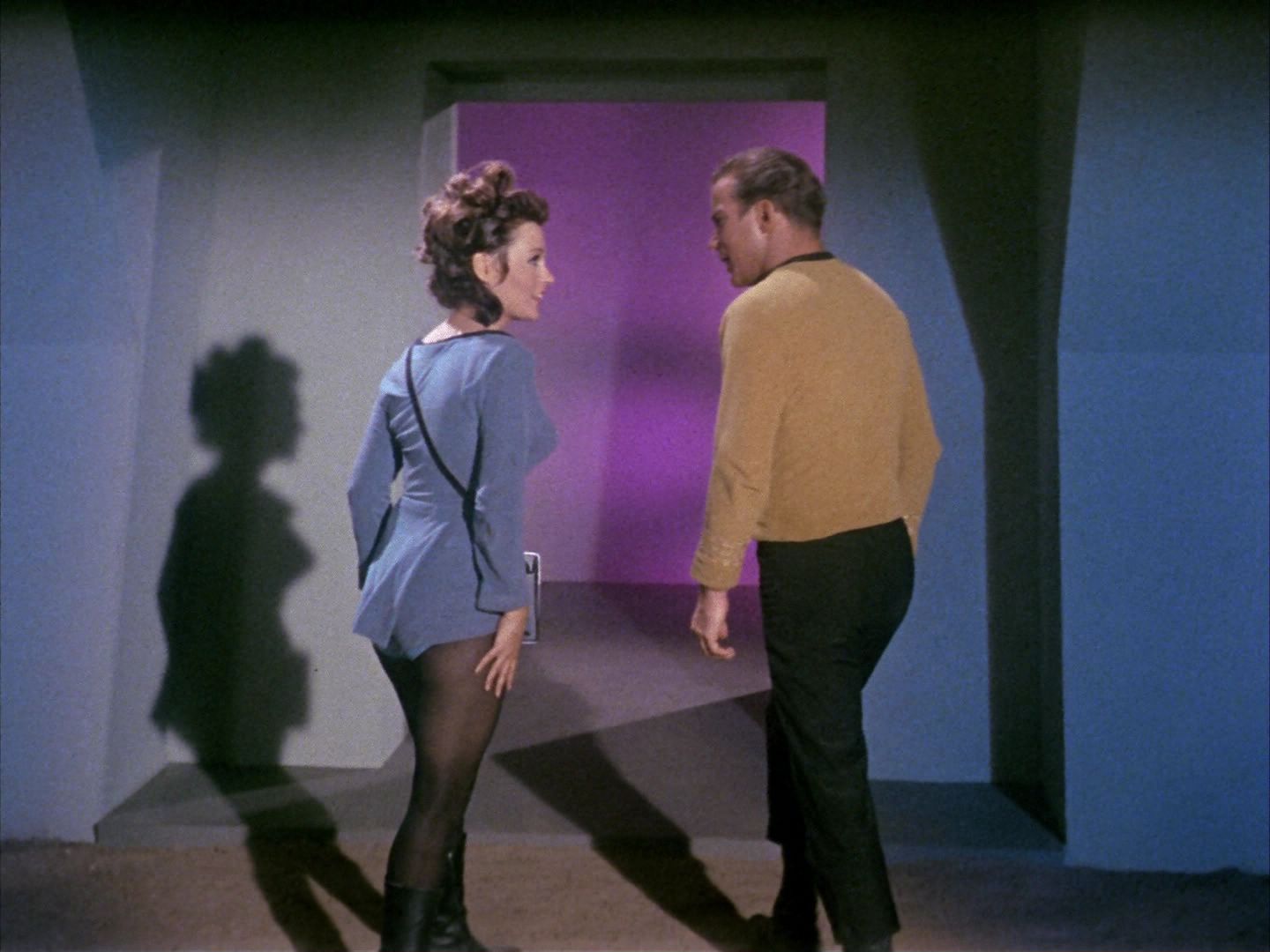ariane179254_StarTrek_1x09_DaggerOfTheMind_1323.jpg
