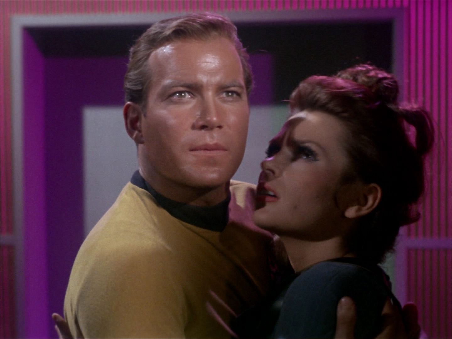 ariane179254_StarTrek_1x09_DaggerOfTheMind_1338.jpg