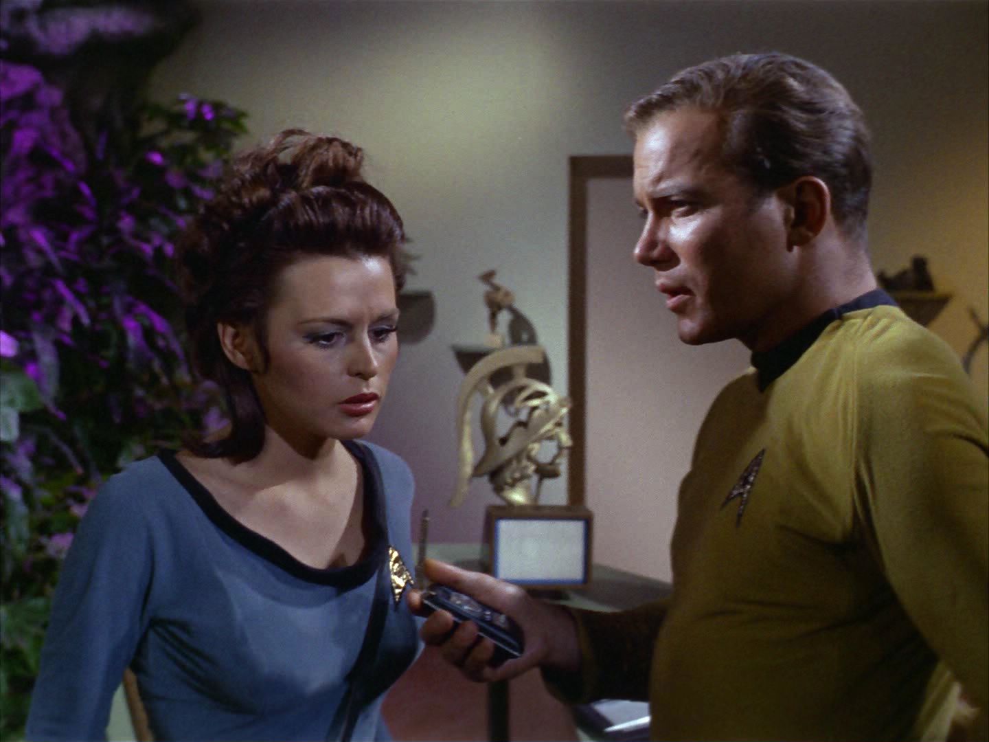 ariane179254_StarTrek_1x09_DaggerOfTheMind_1947.jpg