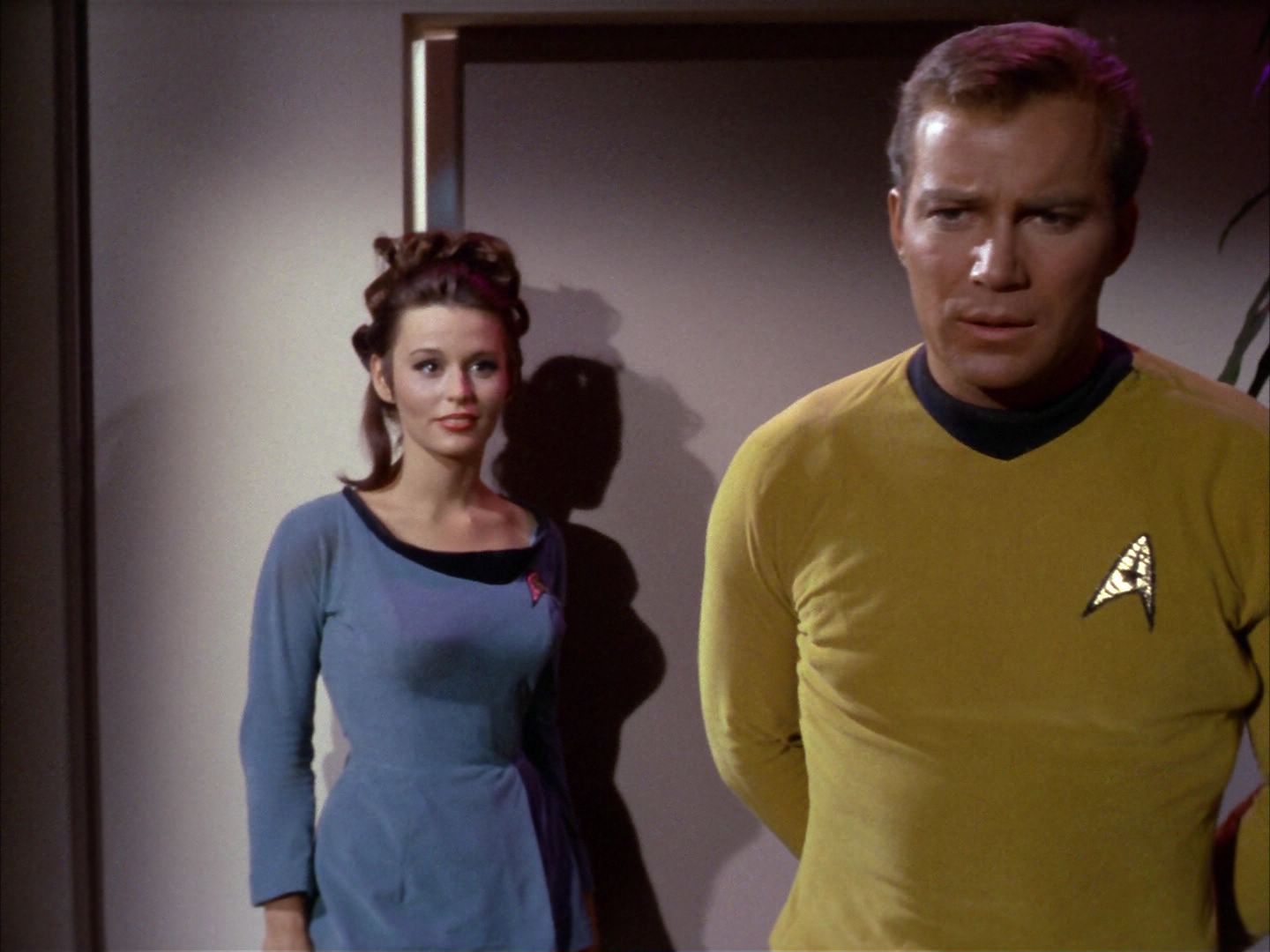 ariane179254_StarTrek_1x09_DaggerOfTheMind_2252.jpg