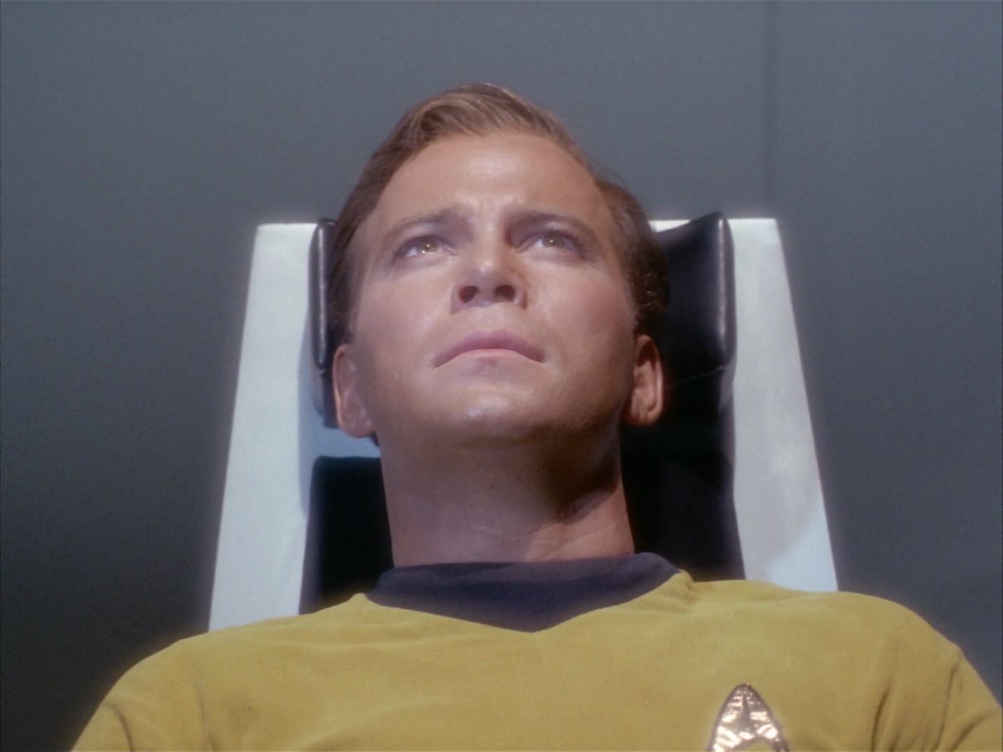 ariane179254_StarTrek_1x09_DaggerOfTheMind_2705.jpg