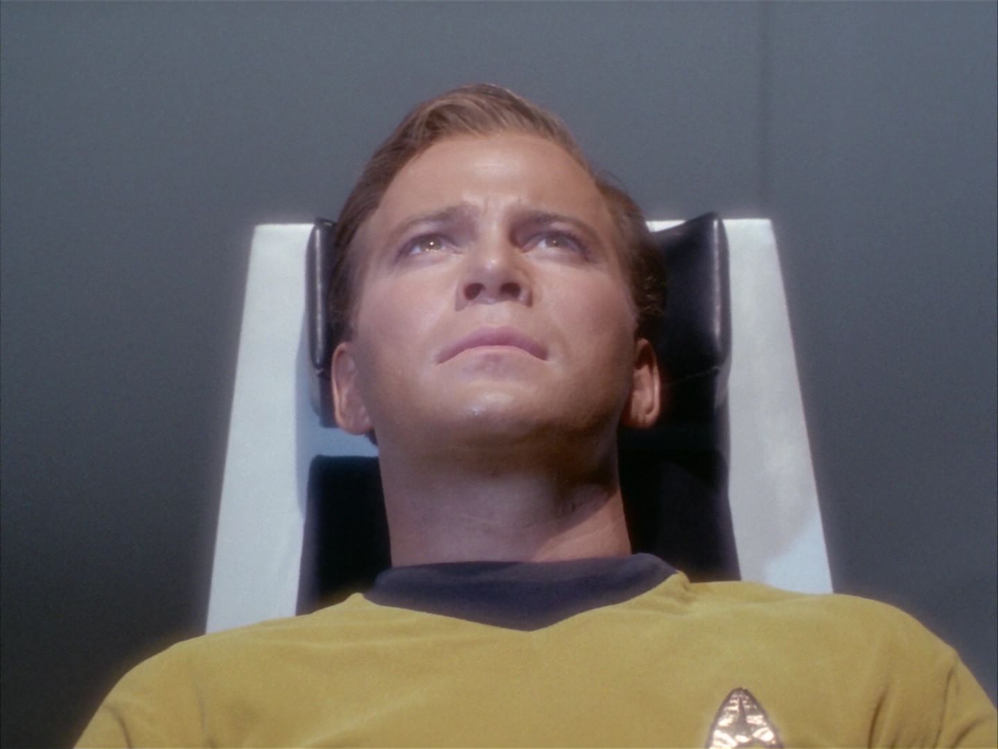ariane179254_StarTrek_1x09_DaggerOfTheMind_2707.jpg