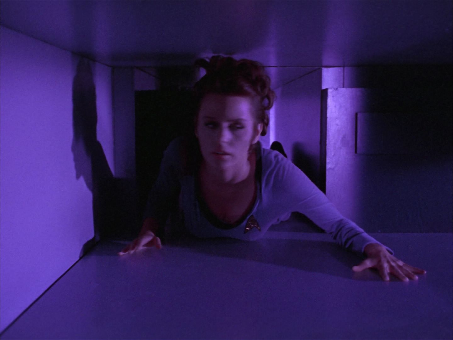 ariane179254_StarTrek_1x09_DaggerOfTheMind_3004.jpg