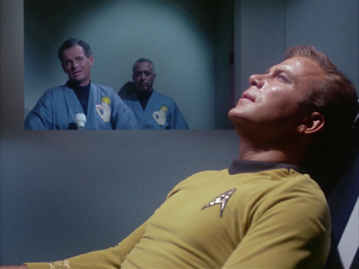 ariane179254_StarTrek_1x09_DaggerOfTheMind_3017.jpg