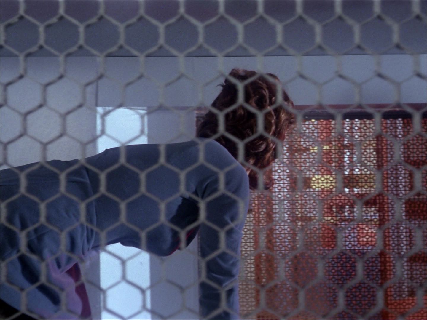 ariane179254_StarTrek_1x09_DaggerOfTheMind_3116.jpg