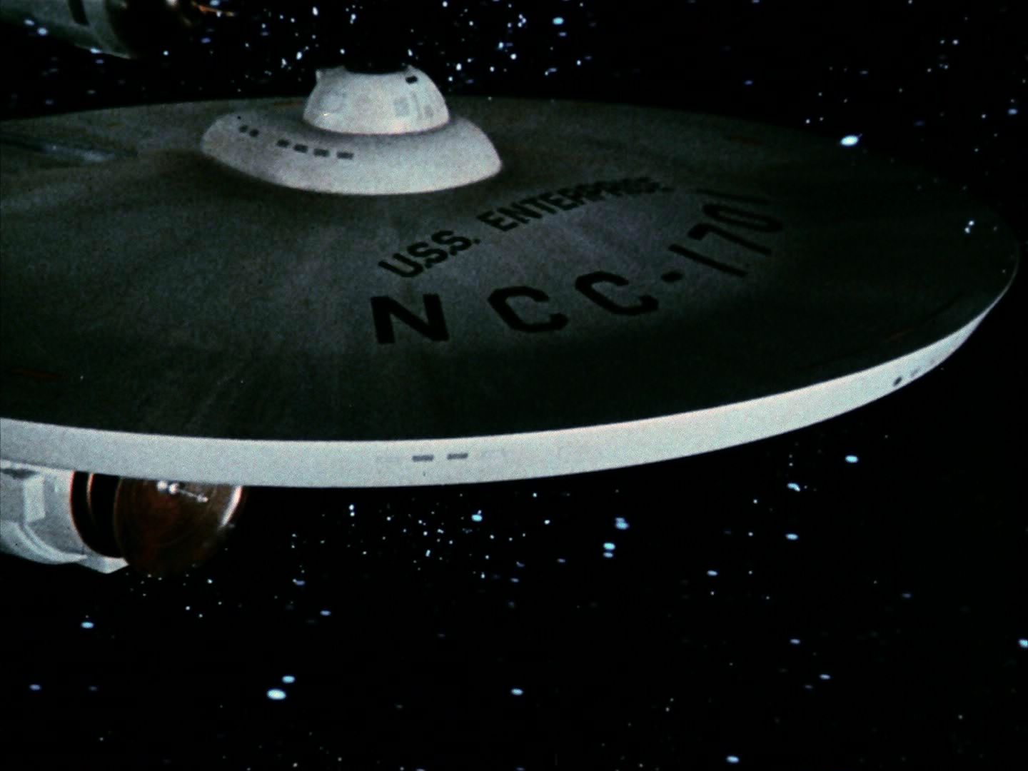 ariane179254_StarTrek_1x10_TheCorbomiteManouver_0011.jpg