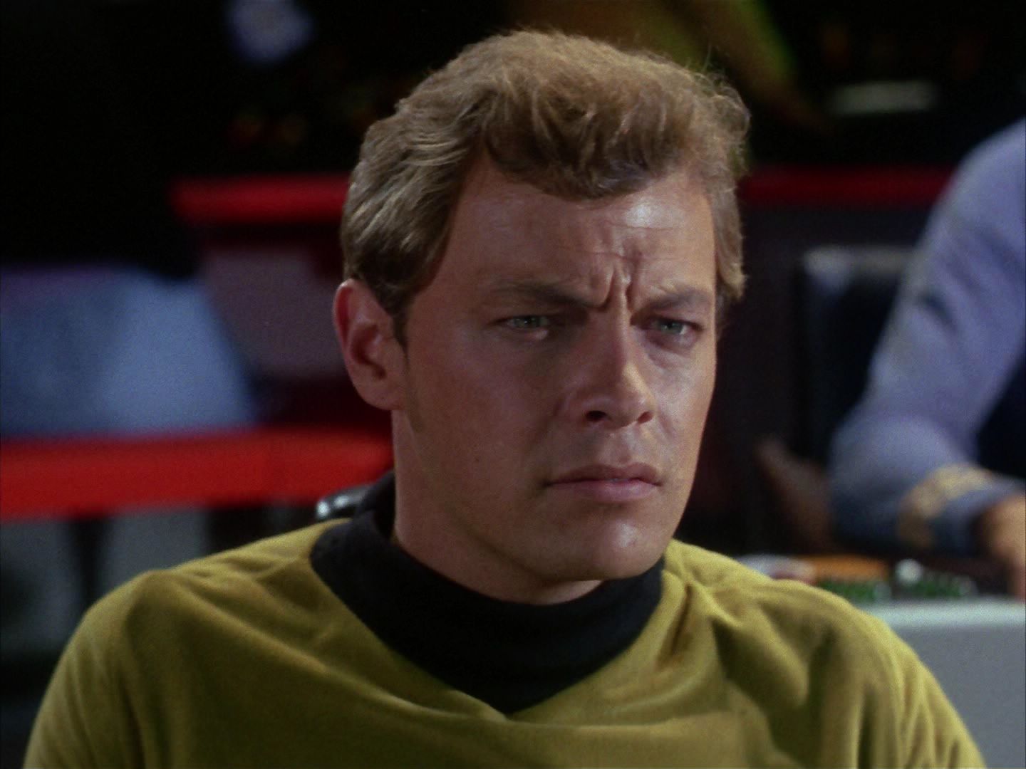 ariane179254_StarTrek_1x10_TheCorbomiteManouver_0115.jpg