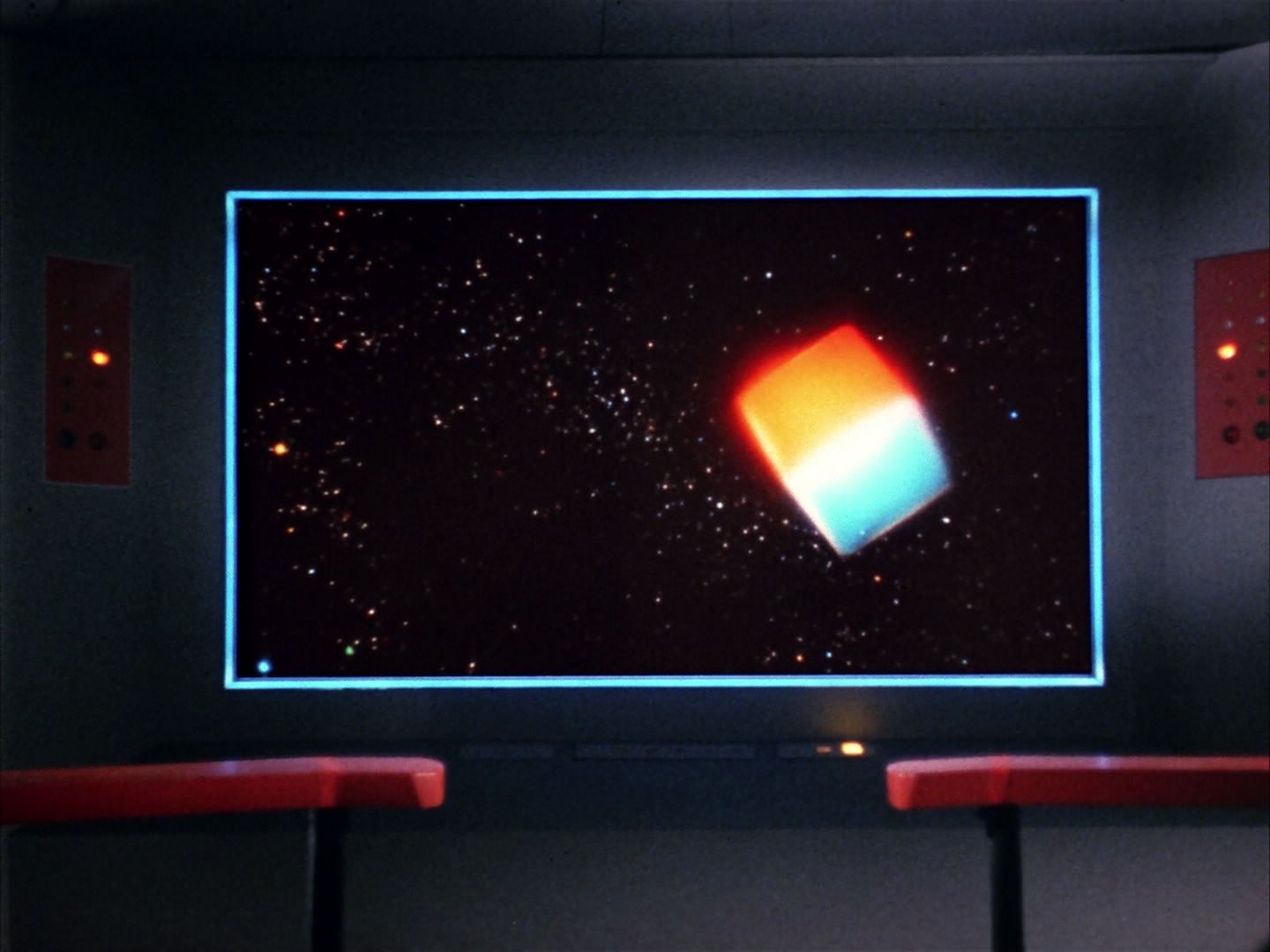 ariane179254_StarTrek_1x10_TheCorbomiteManouver_0141.jpg