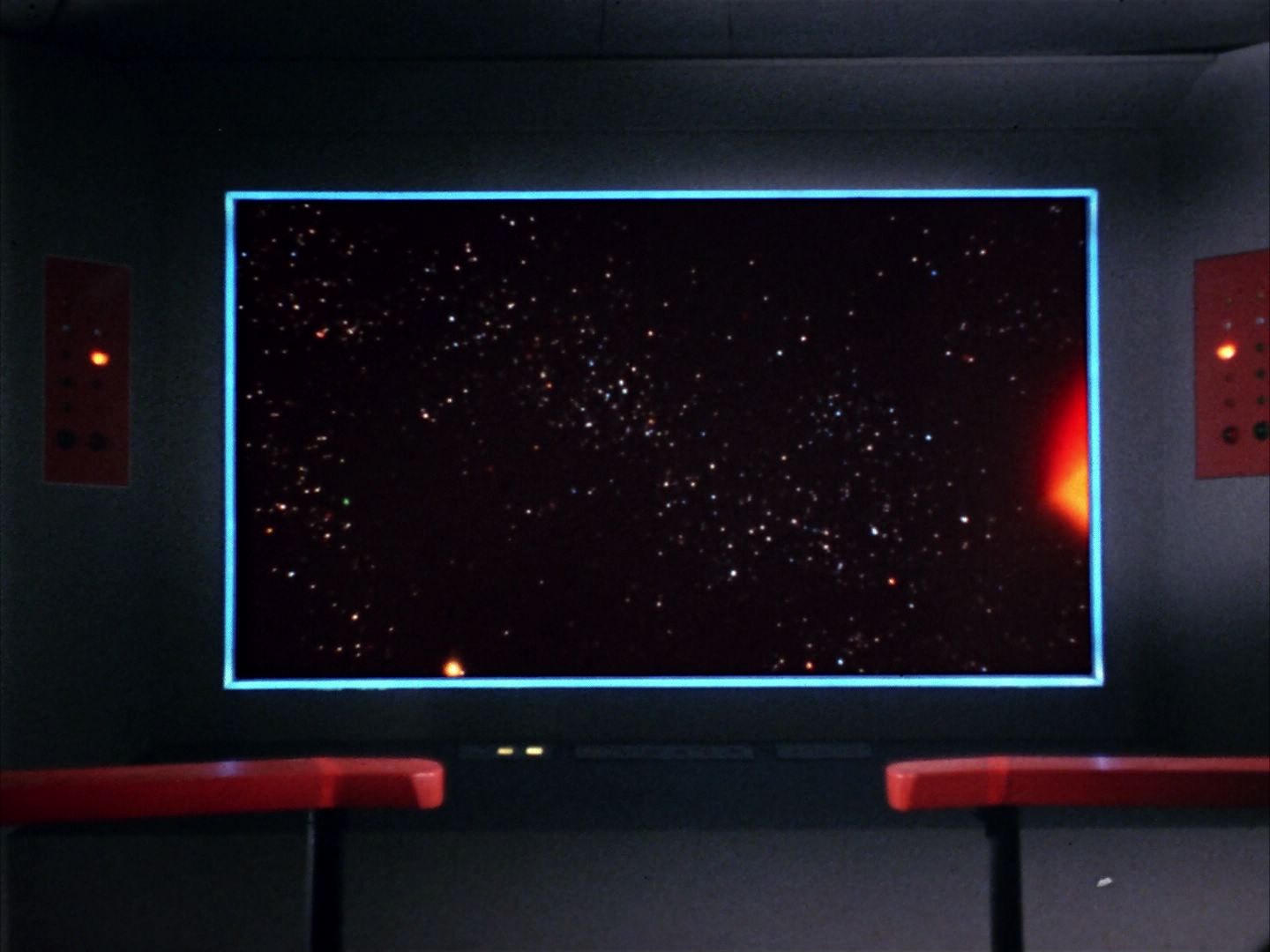 ariane179254_StarTrek_1x10_TheCorbomiteManouver_0146.jpg