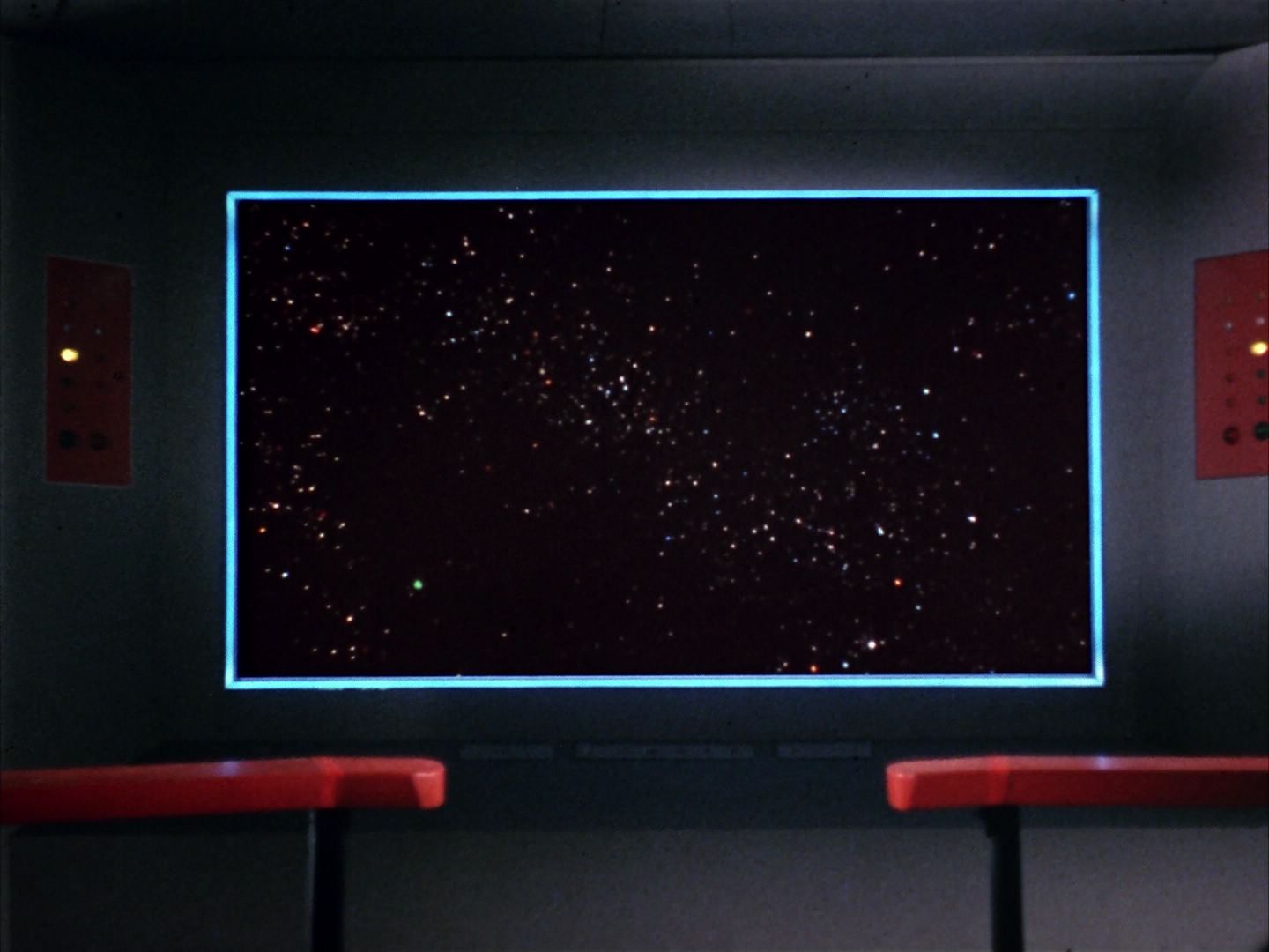 ariane179254_StarTrek_1x10_TheCorbomiteManouver_0153.jpg